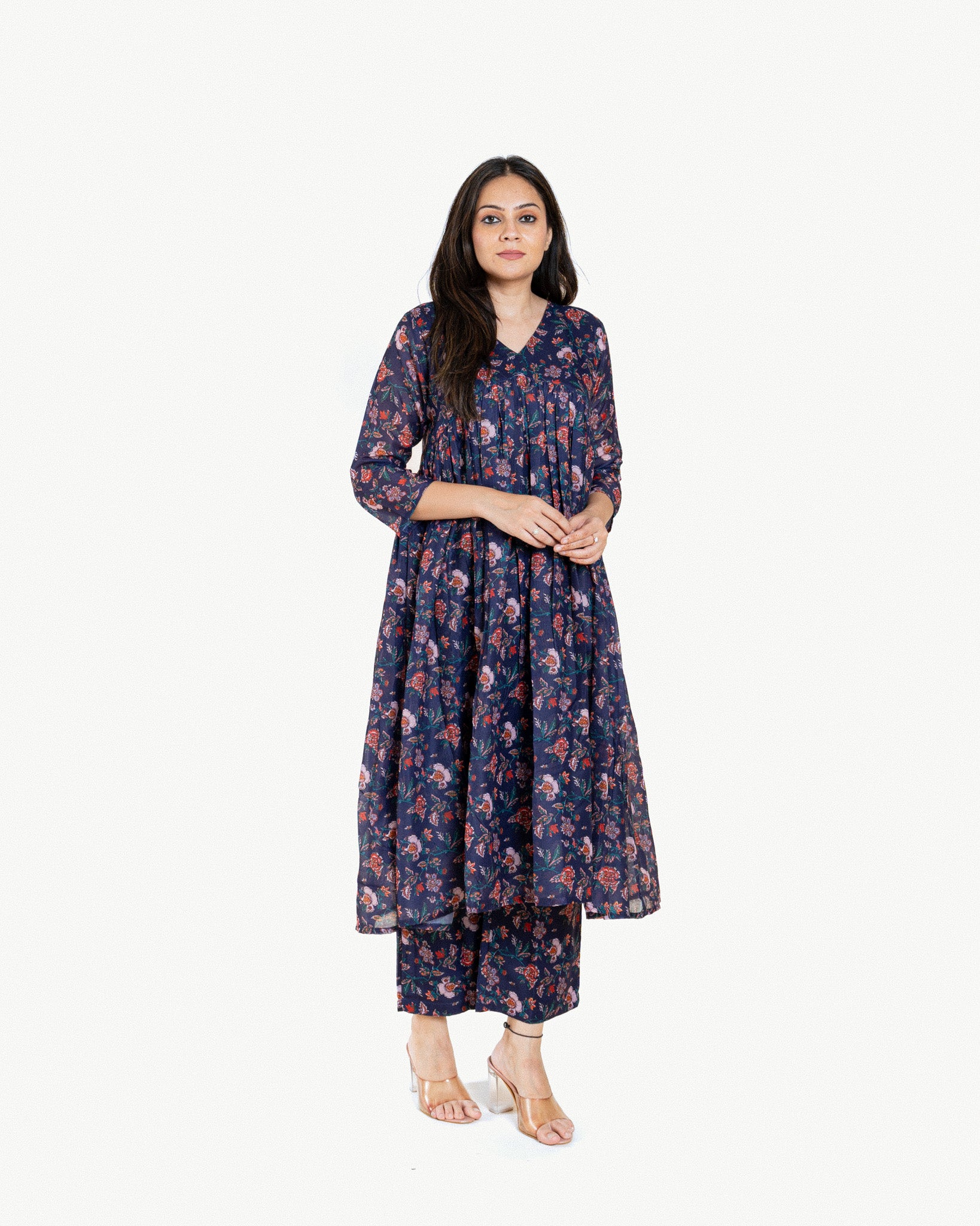 devi β kurta & pants