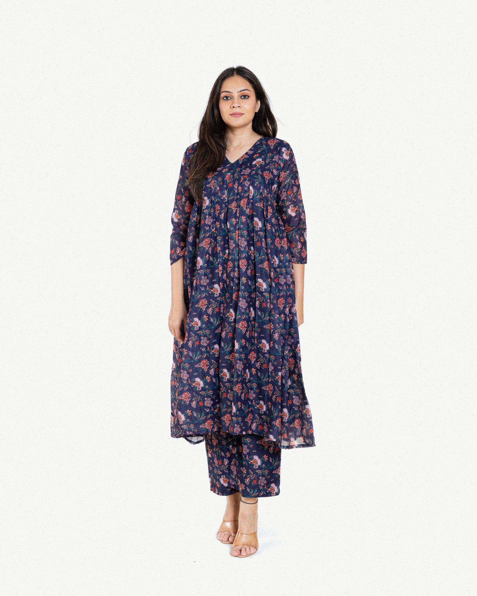 devi β kurta & pants