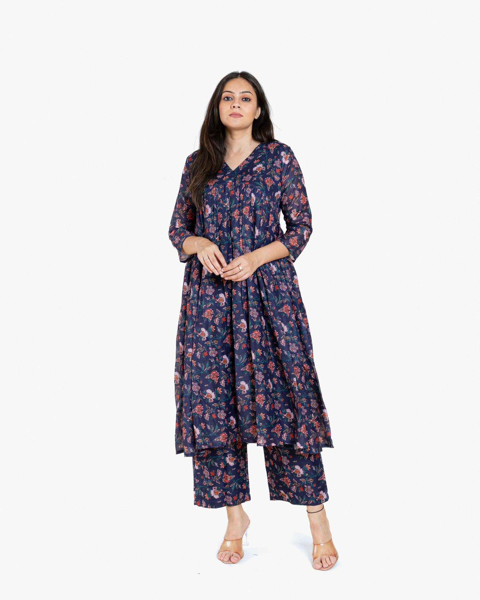 devi β kurta & pants