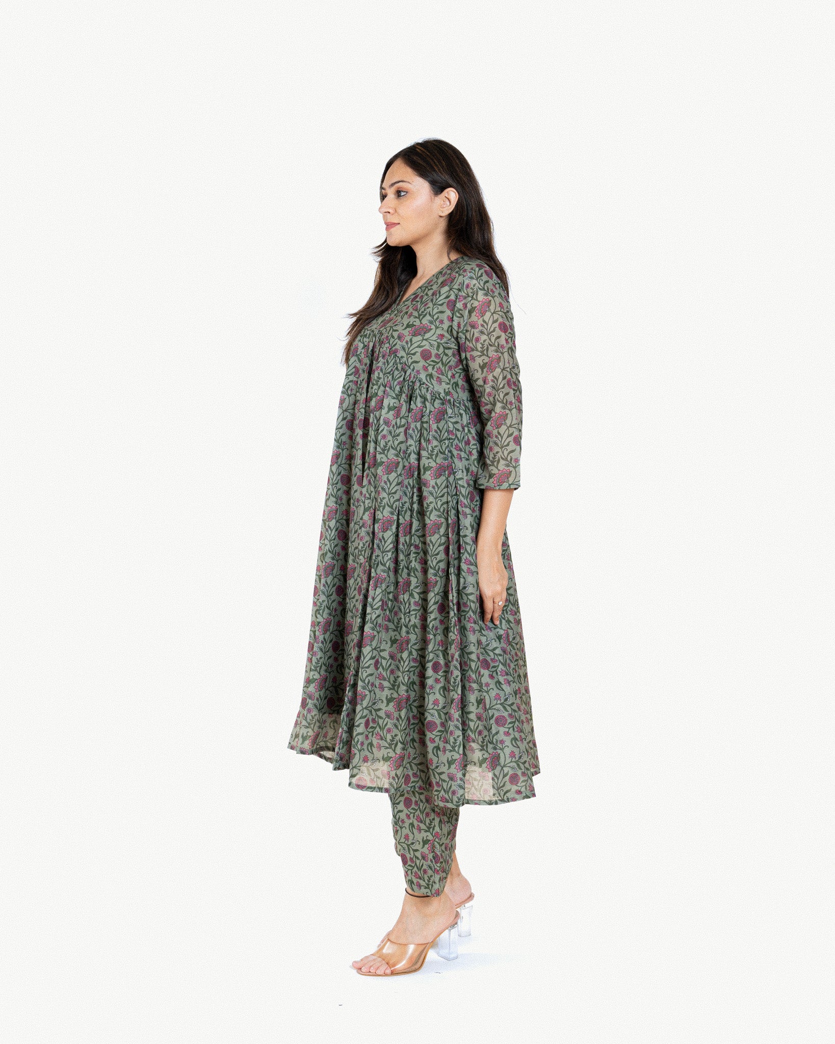 satva β kurta & pants