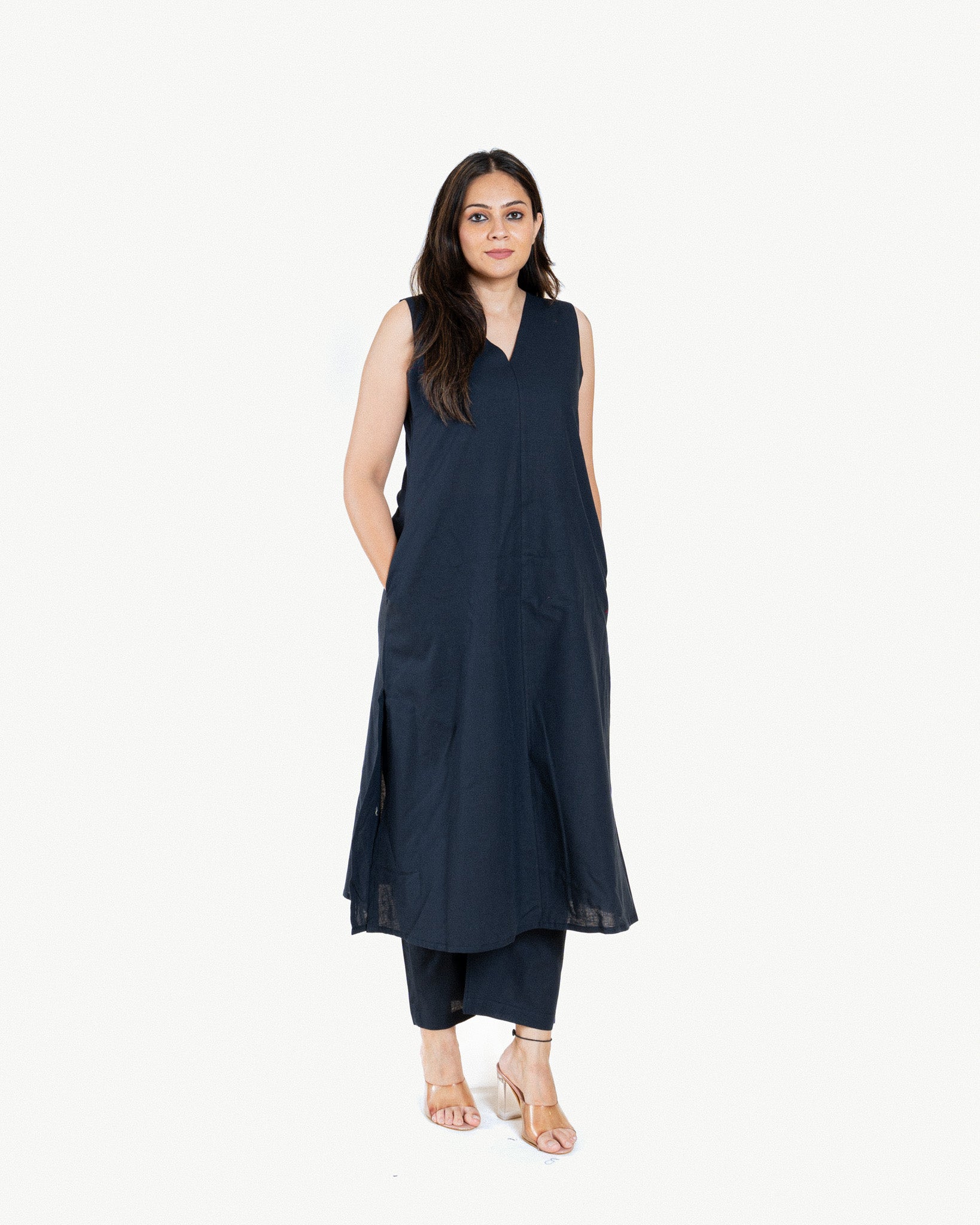 veda β kurta & pants