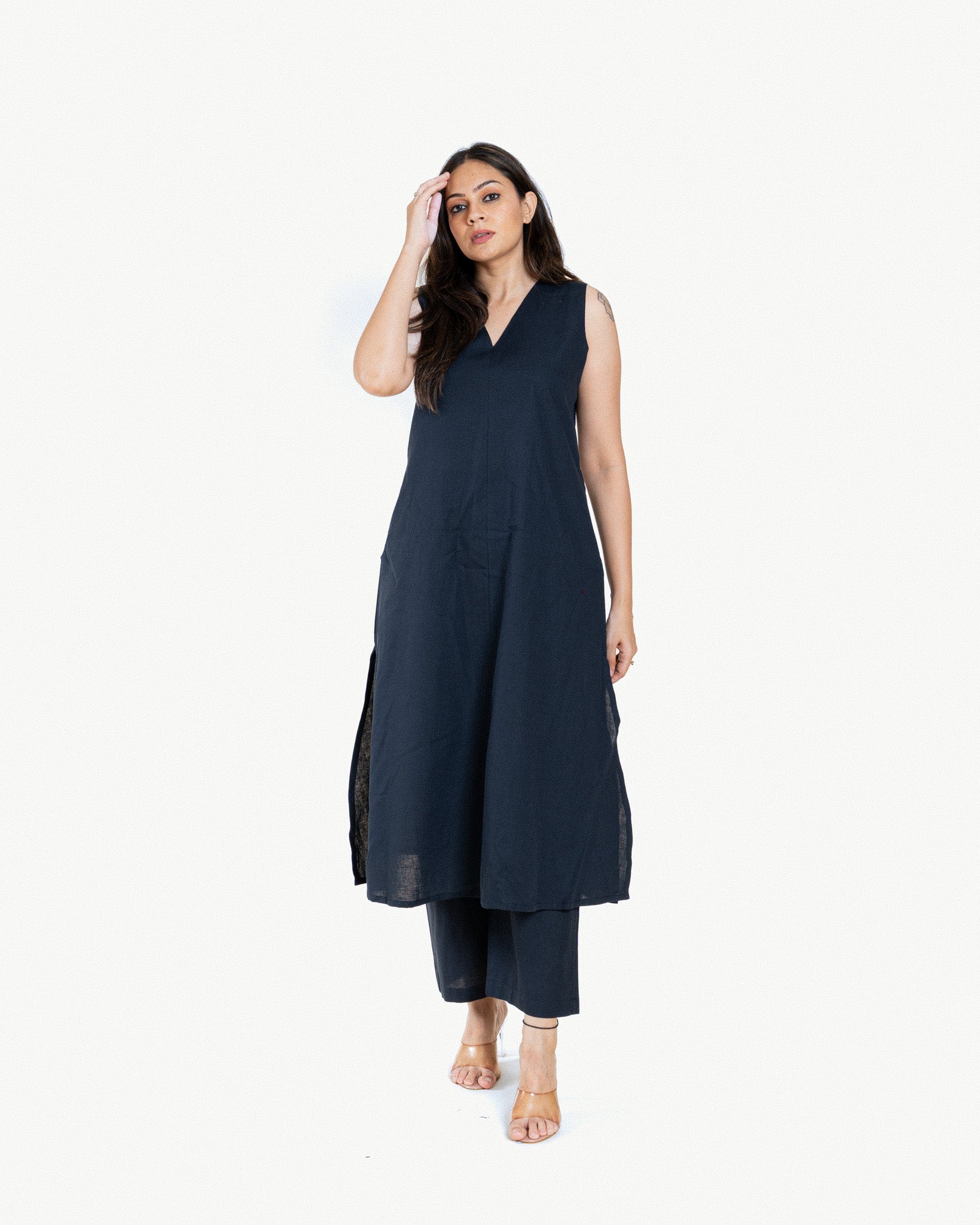 veda β kurta & pants