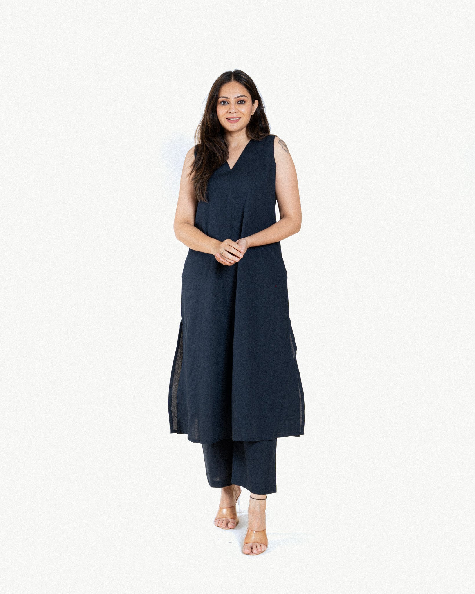 veda β kurta & pants