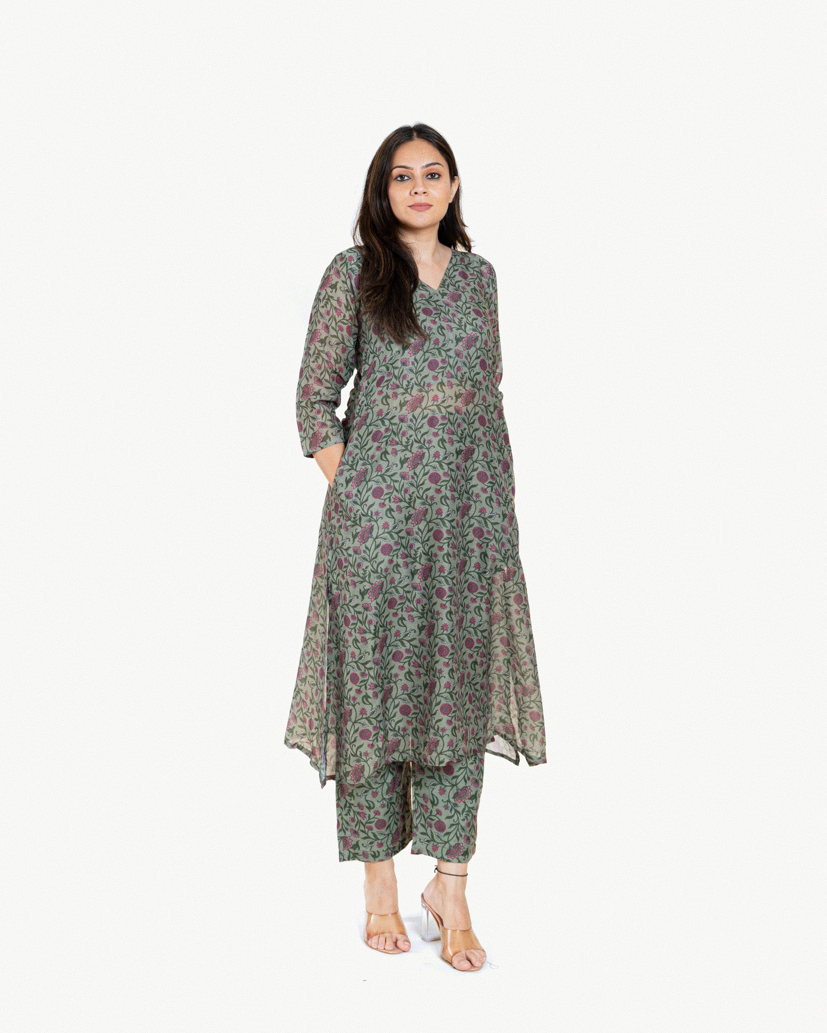 jaan β kurta & pants
