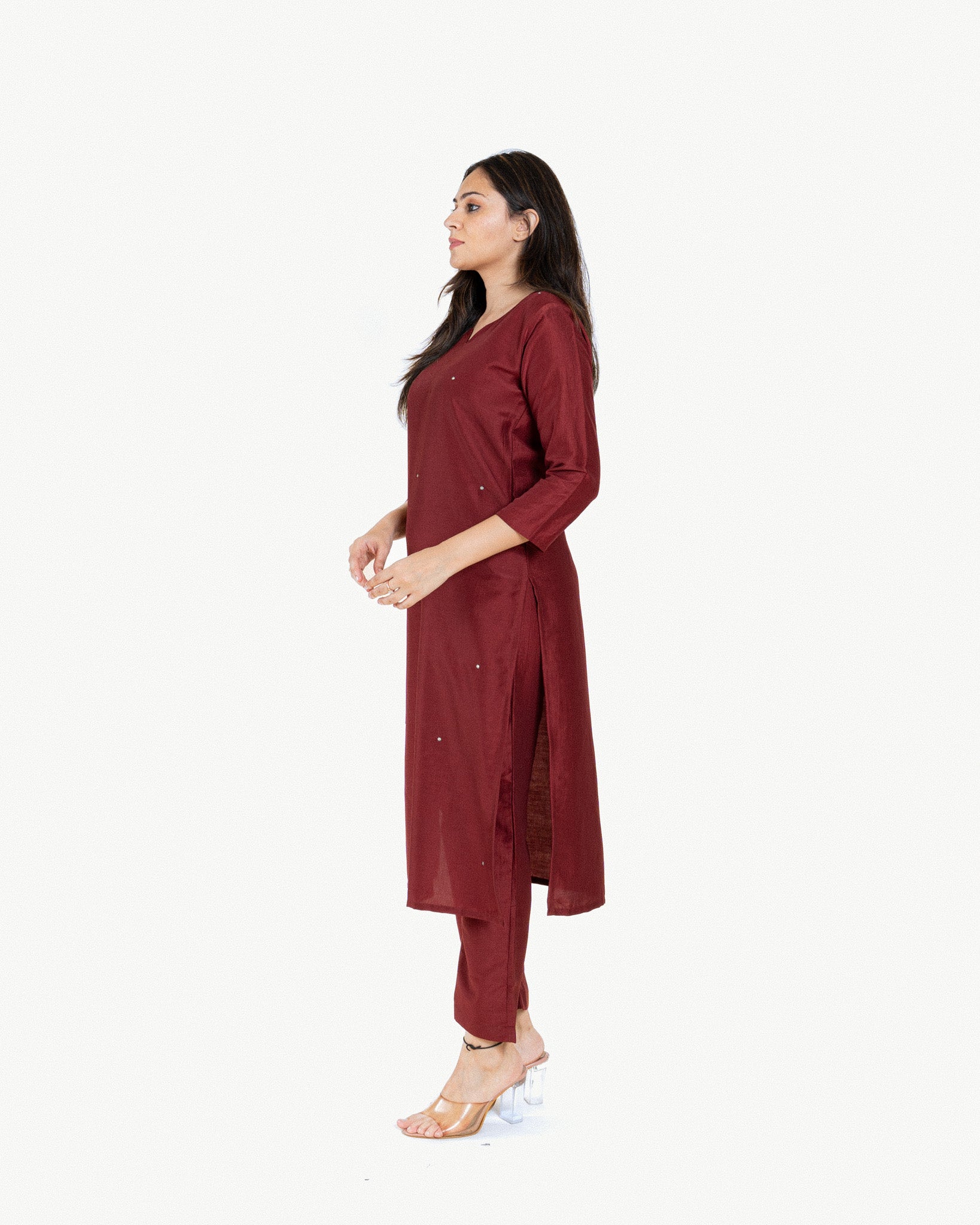 tara β kurta & pants