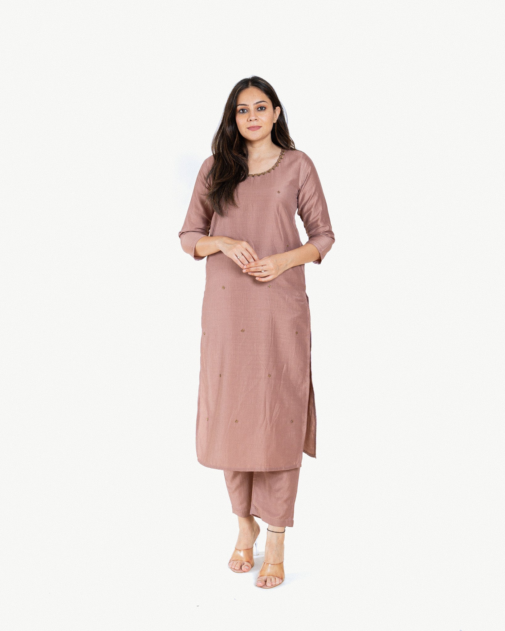 nida β kurta & pants