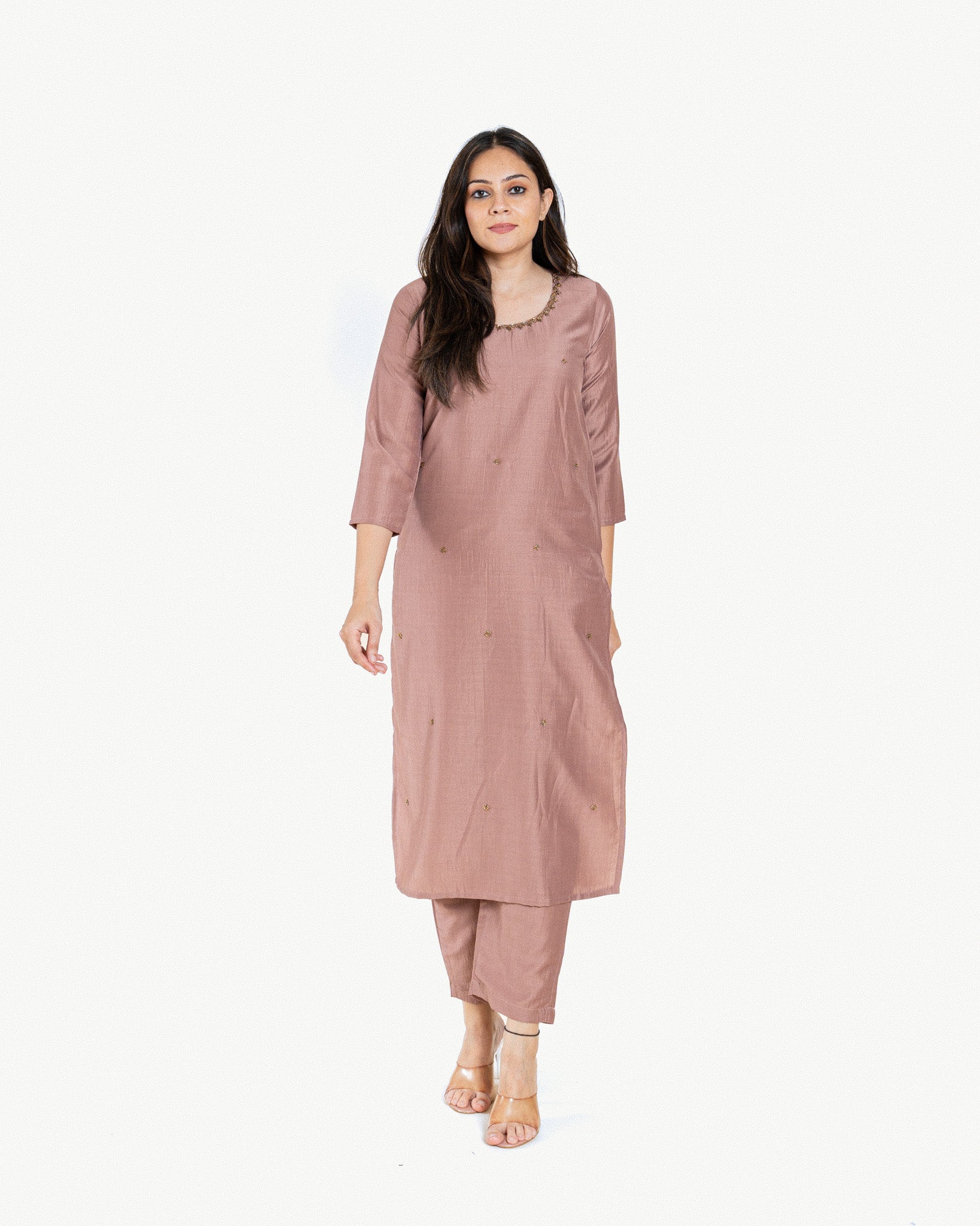 nida β kurta & pants