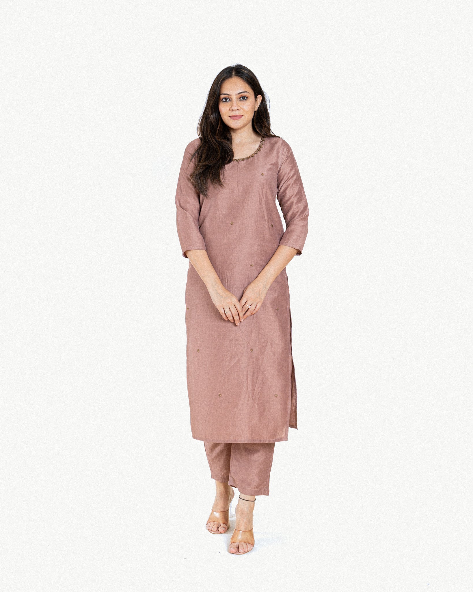 nida β kurta & pants