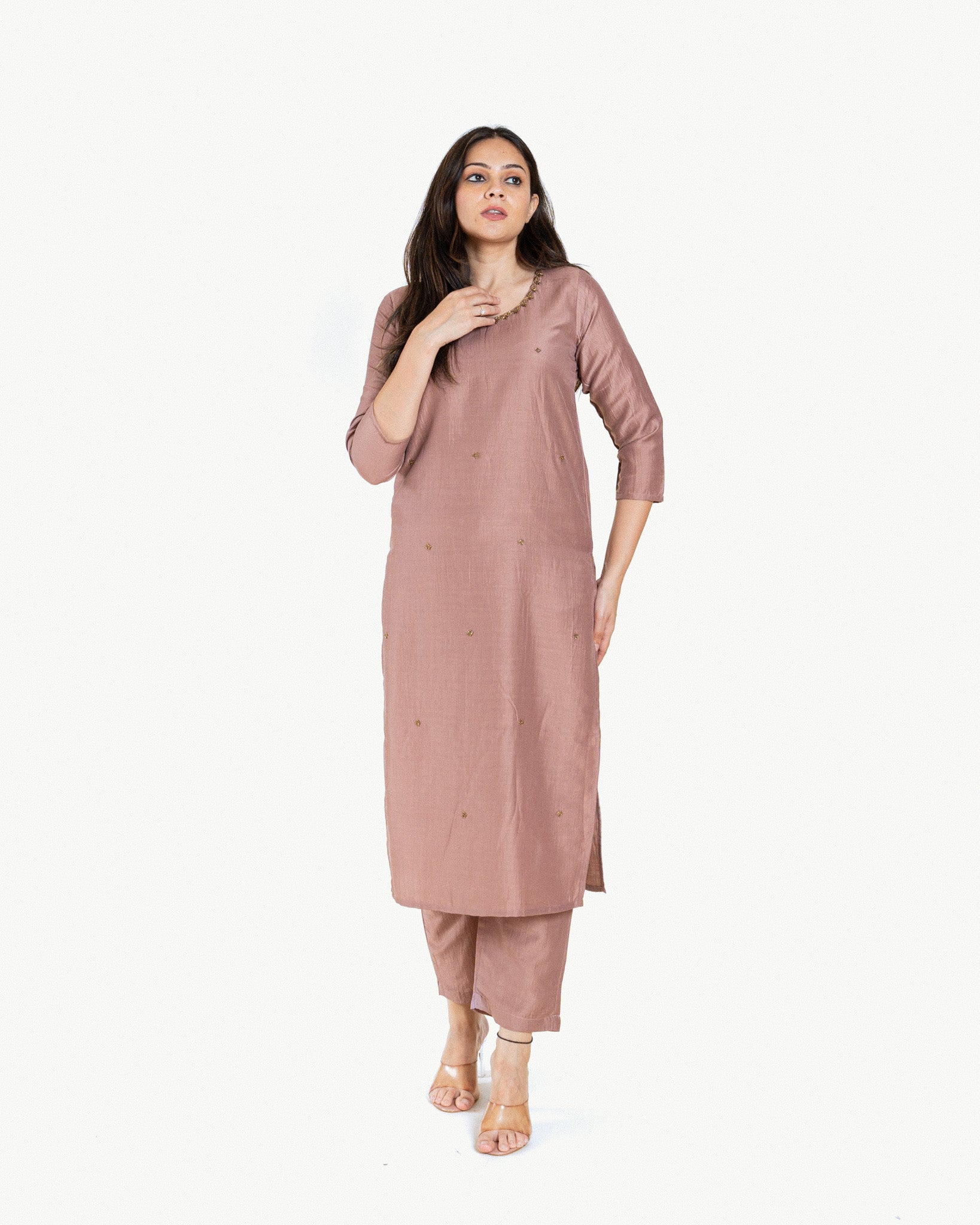 nida β kurta & pants