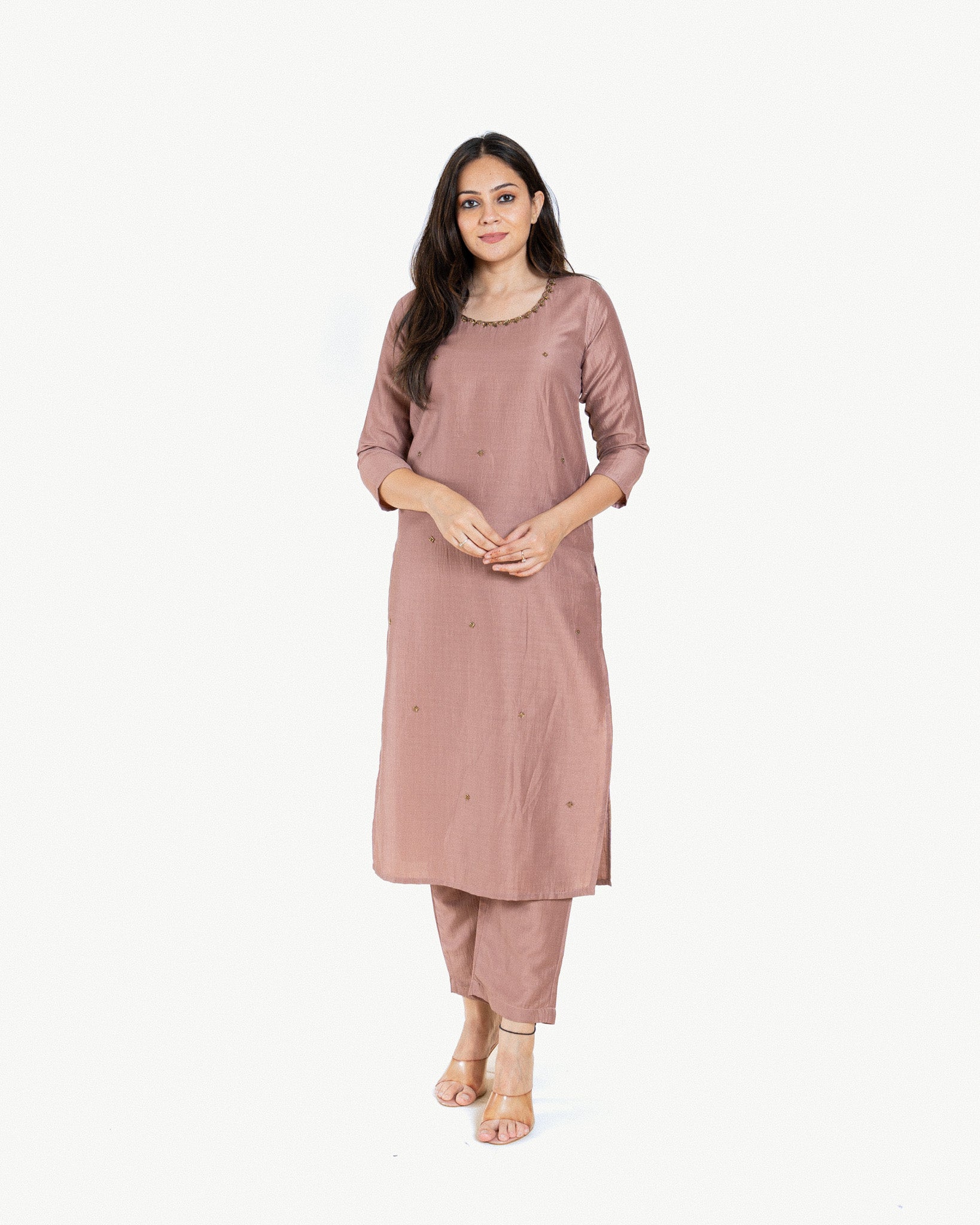 nida β kurta & pants