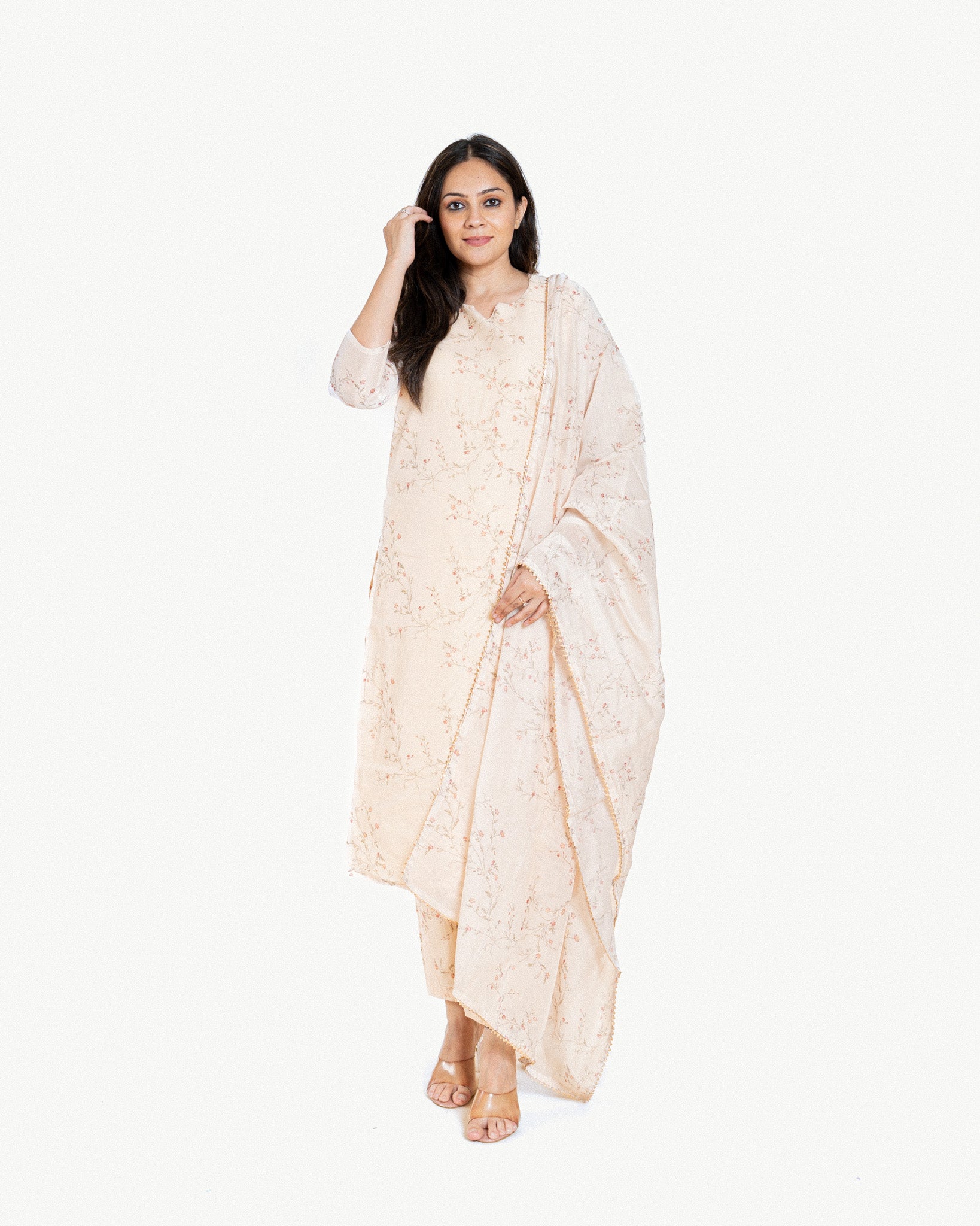 aarohi β kurta, pants & dupatta