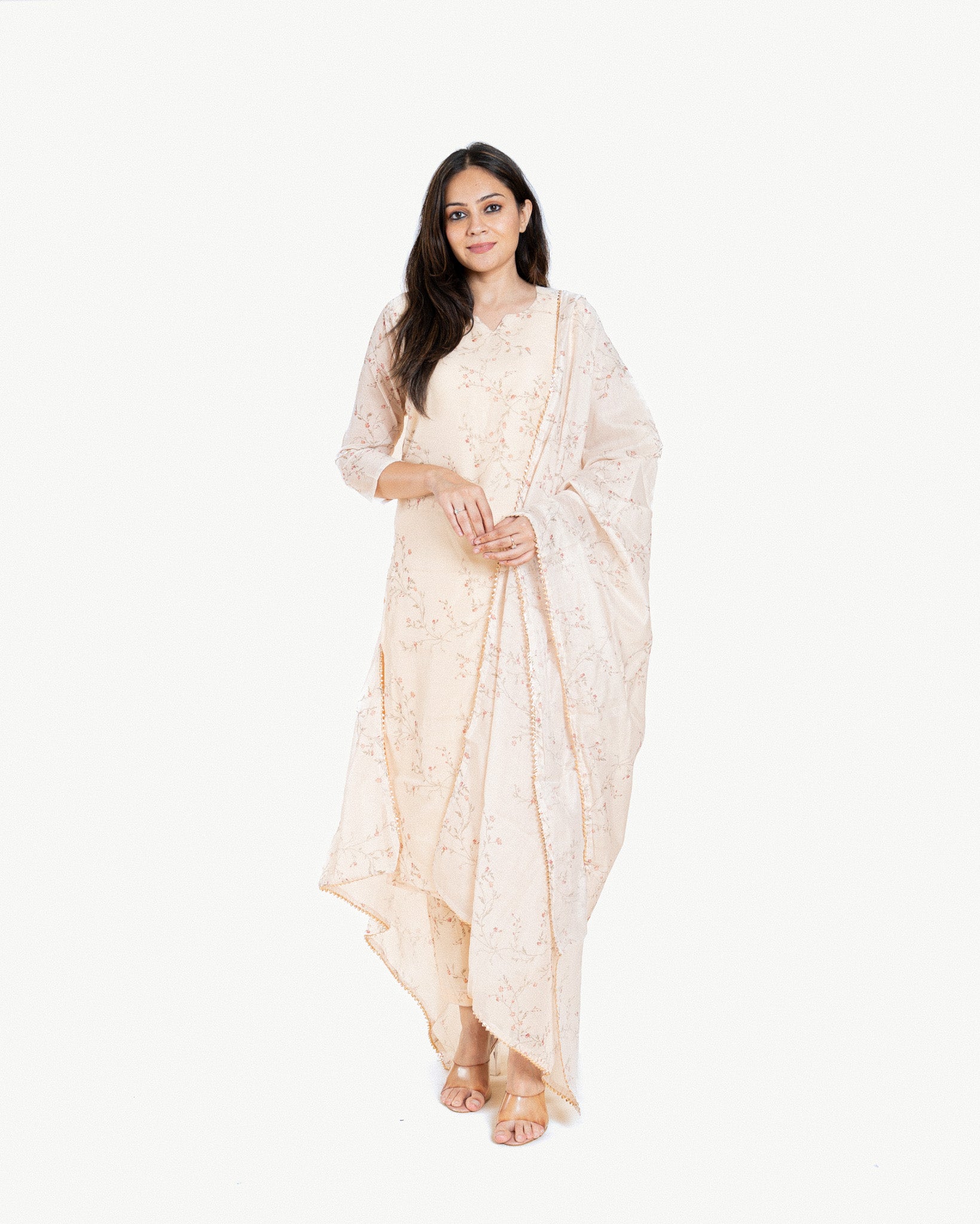 aarohi β kurta, pants & dupatta