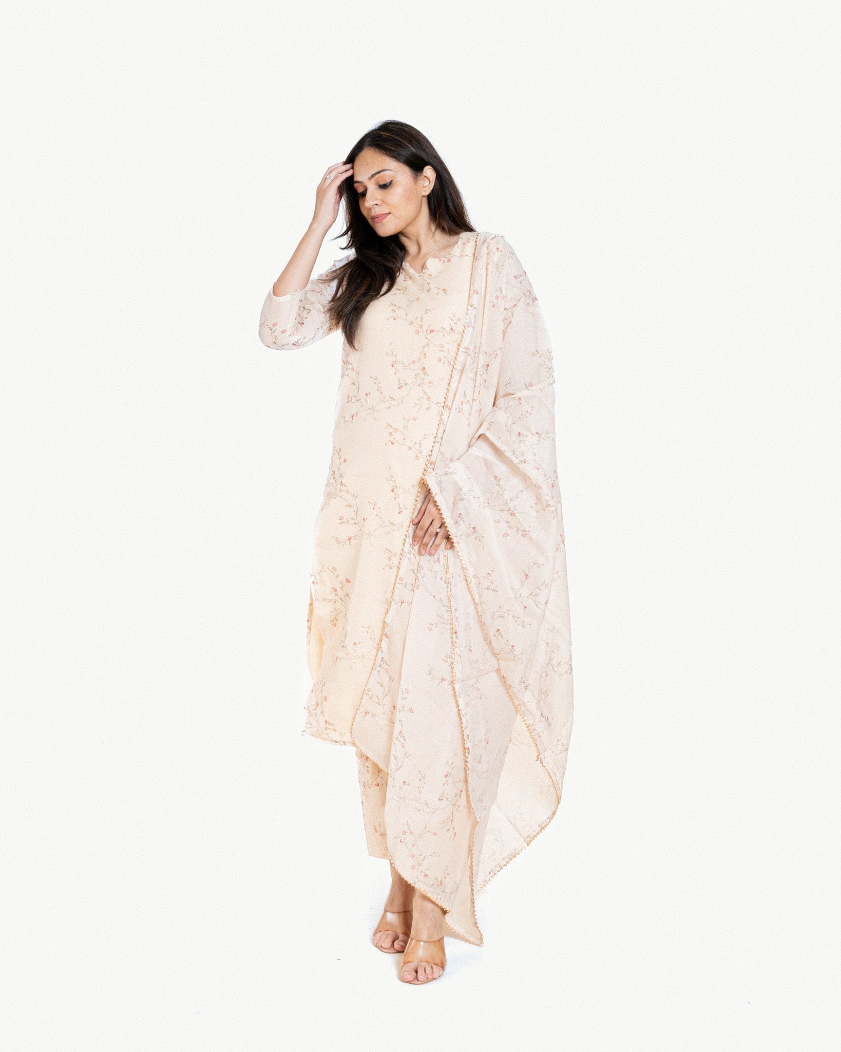 aarohi β kurta, pants & dupatta