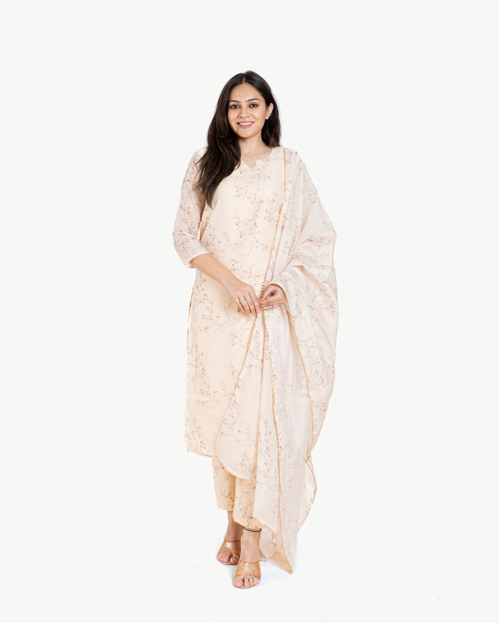 aarohi β kurta, pants & dupatta