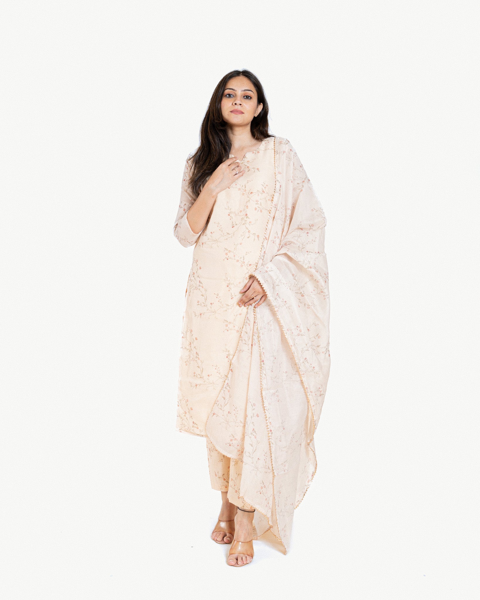 aarohi β kurta, pants & dupatta