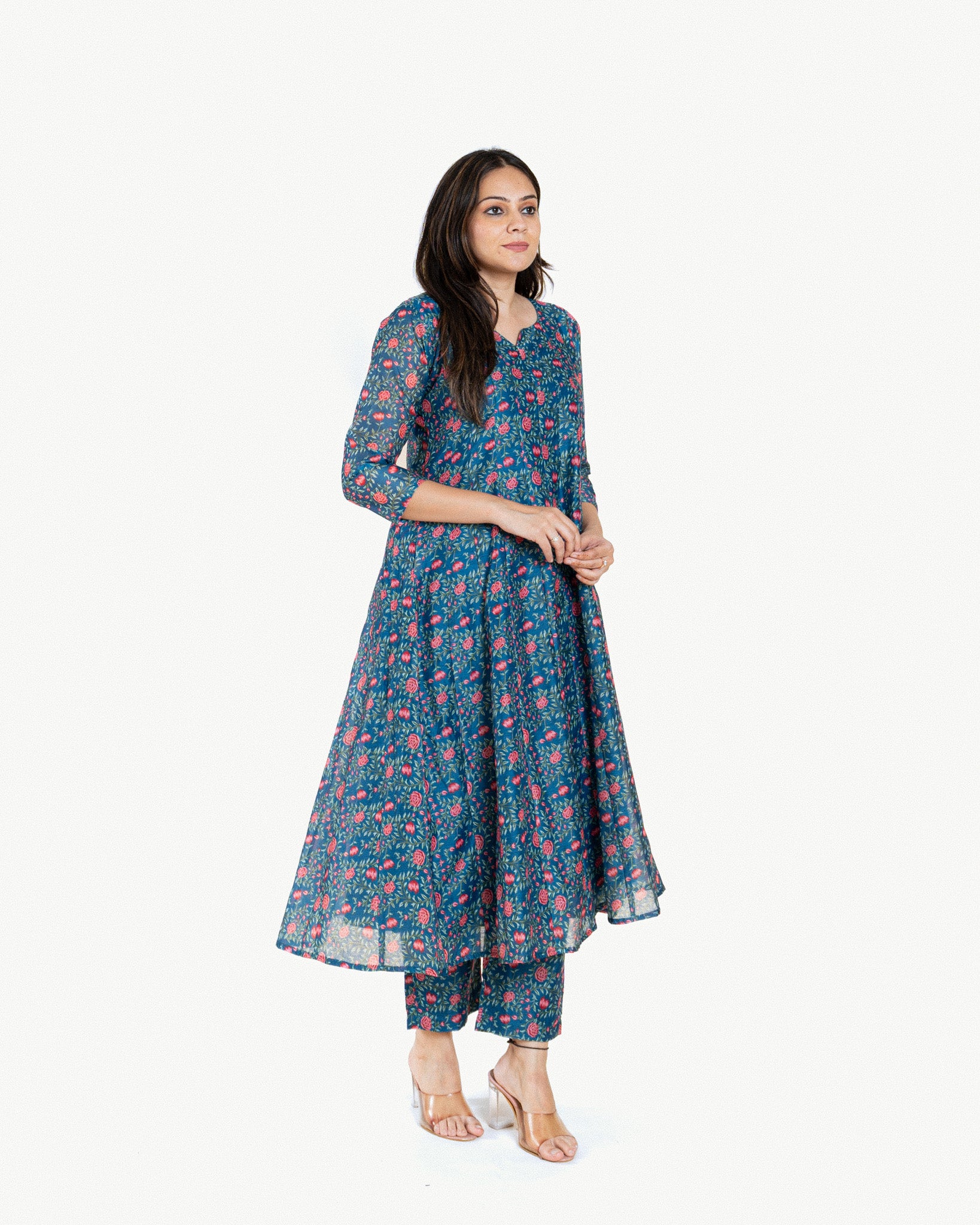 sarvam β kurta & pants