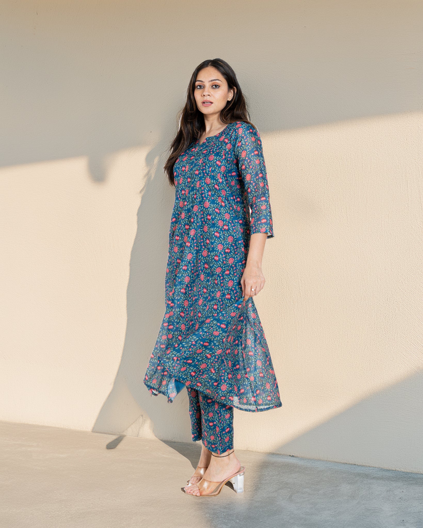 sarvam β kurta & pants