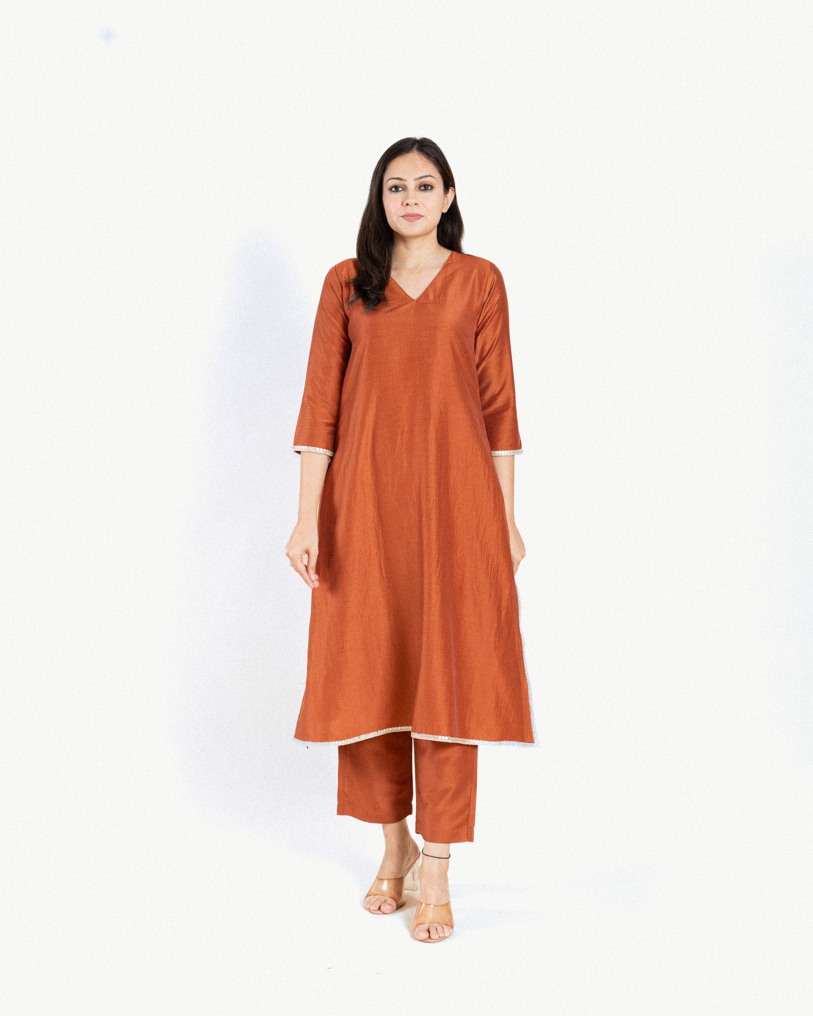 saavi β kurta & pants