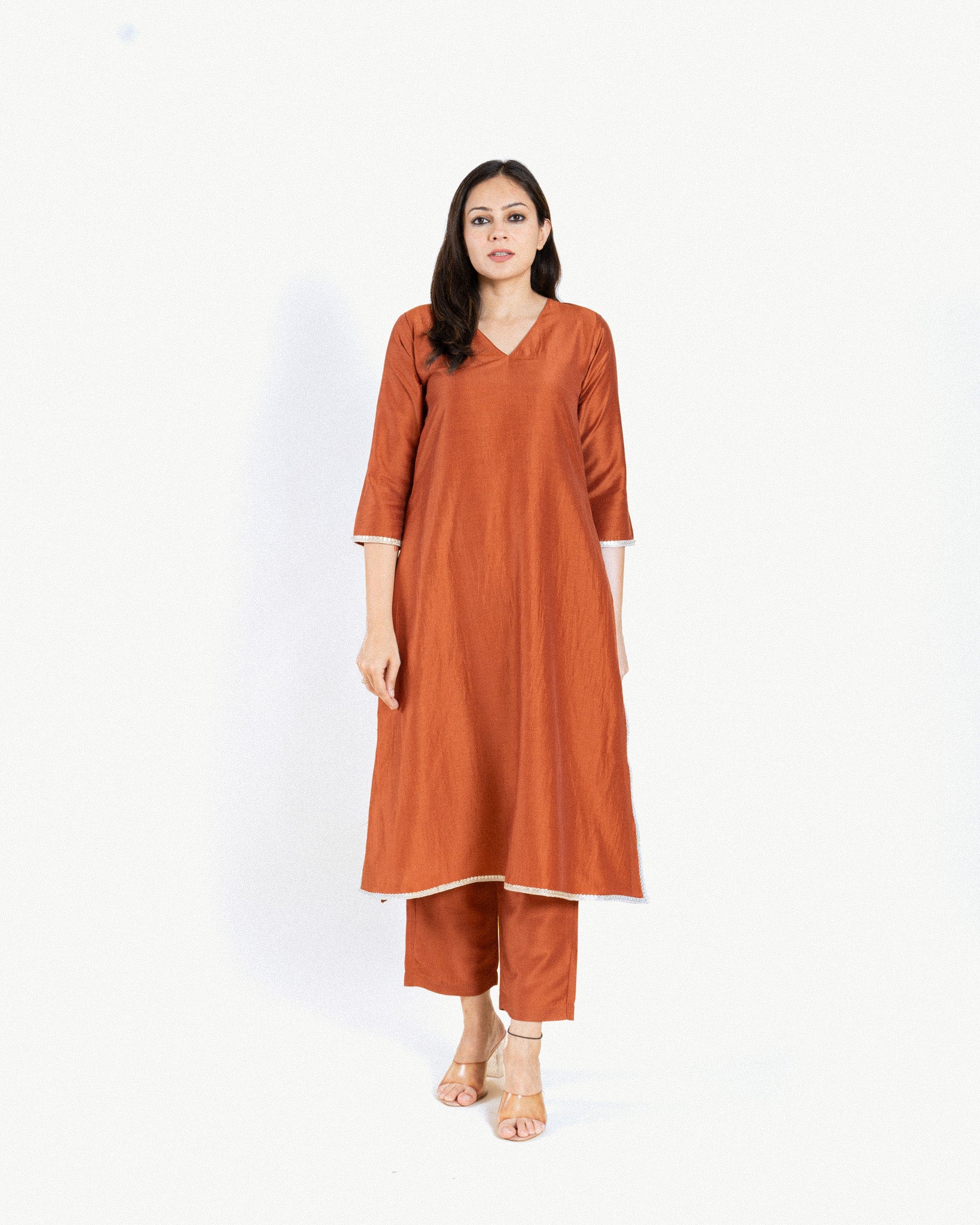 saavi β kurta & pants