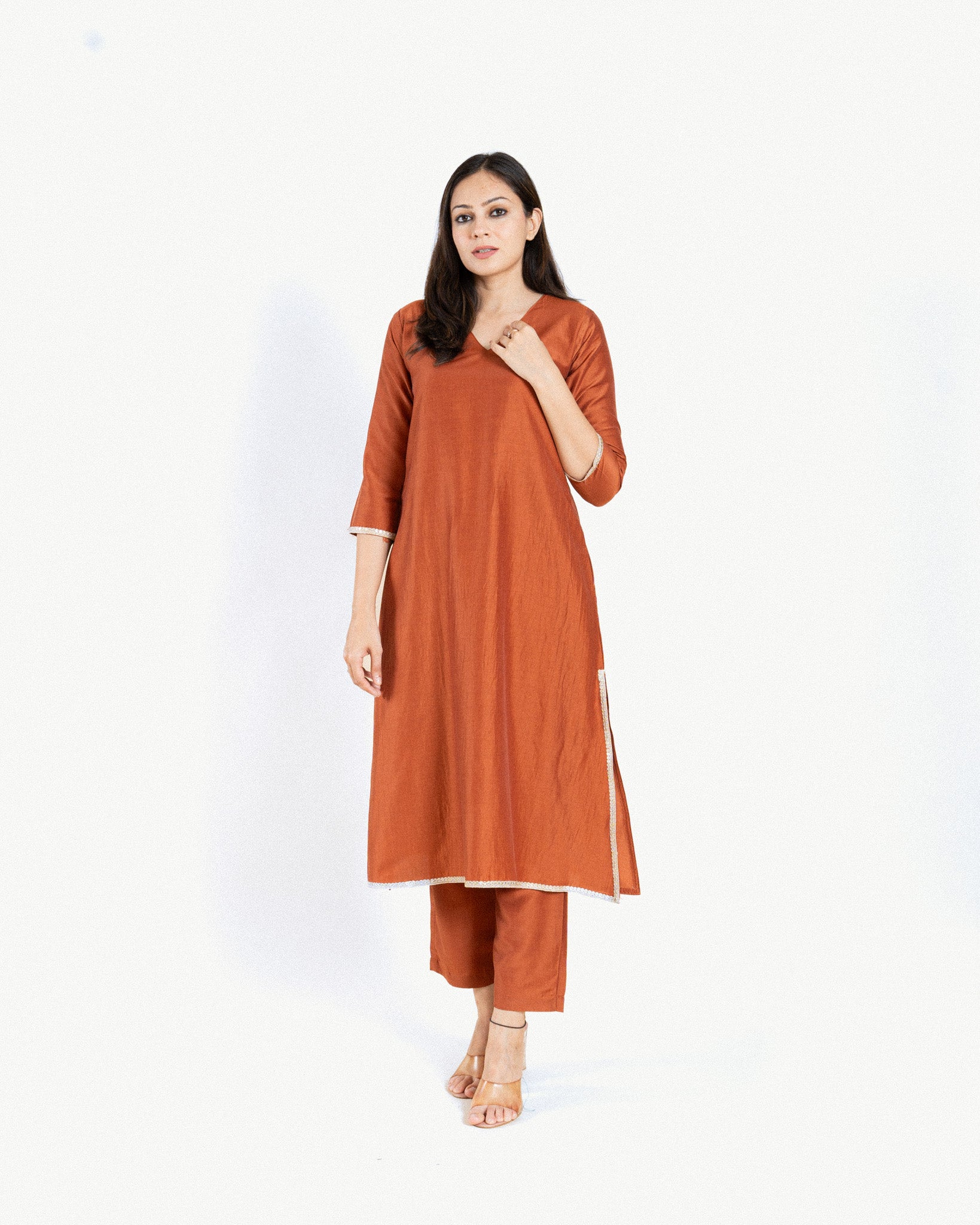 saavi β kurta & pants