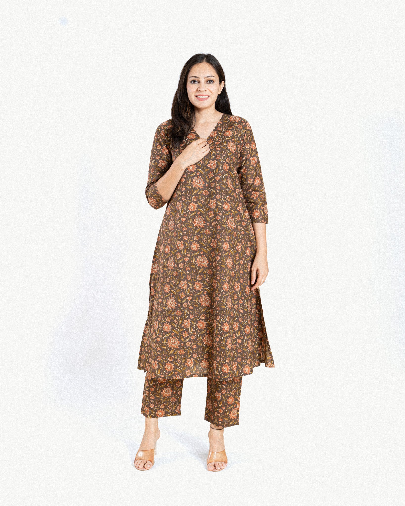 avya β kurta & pants