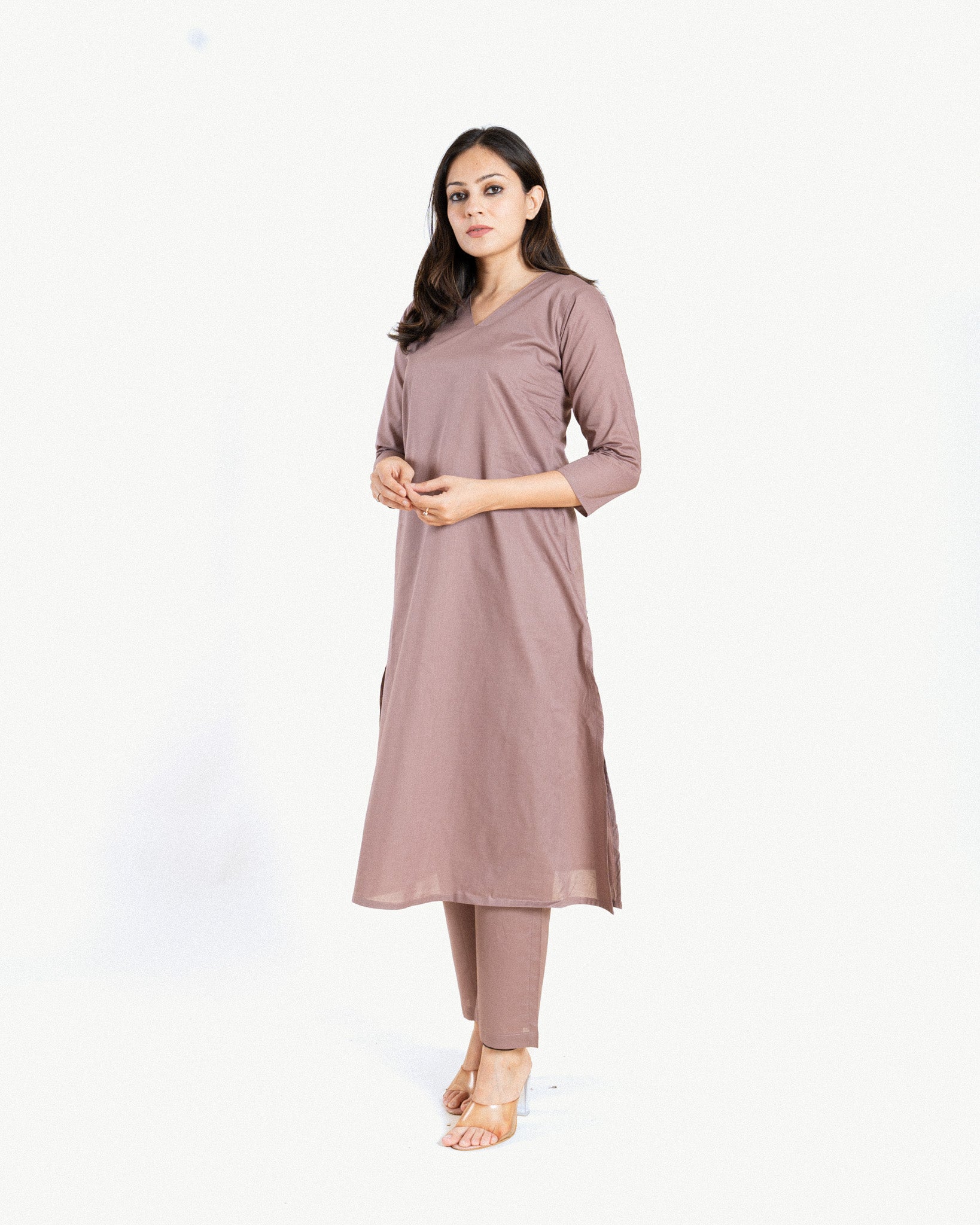 namah  β kurta & pants