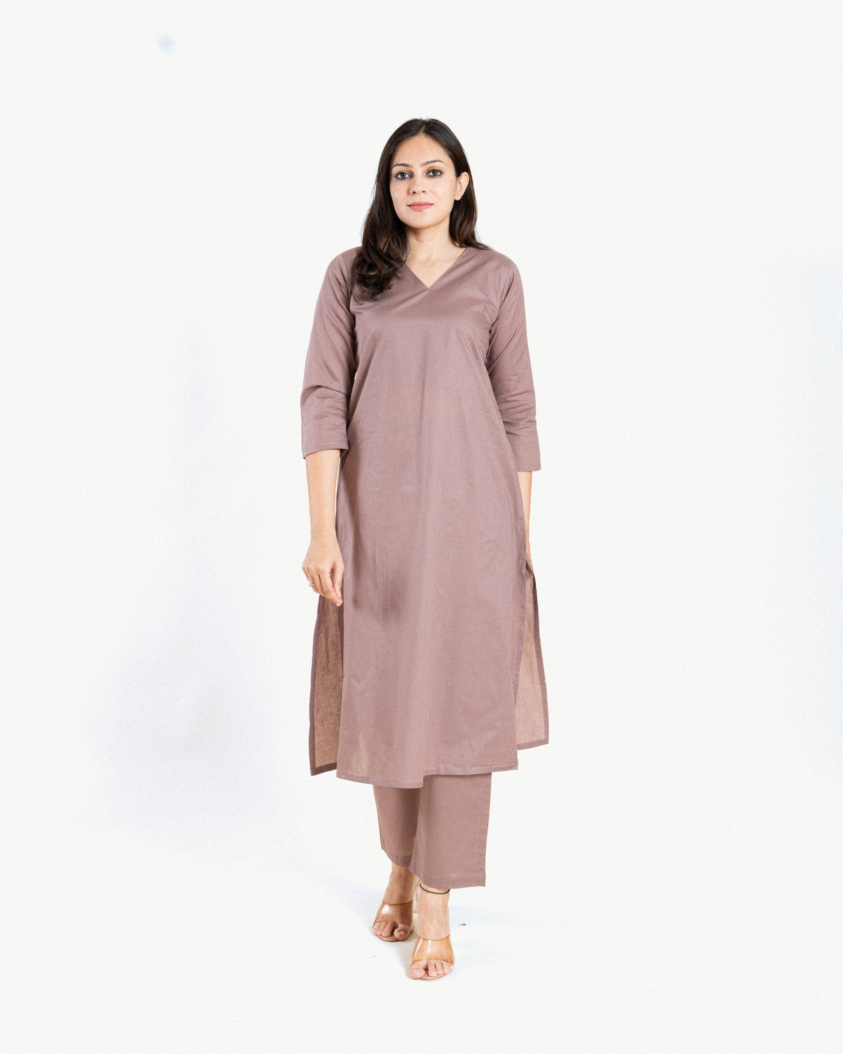 namah  β kurta & pants