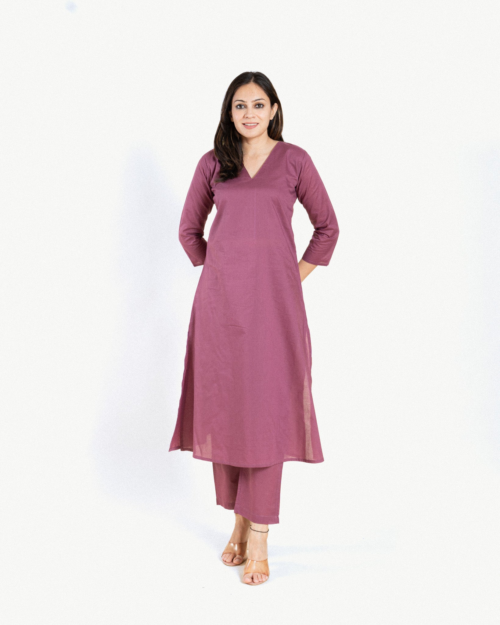 kritvi β kurta & pants