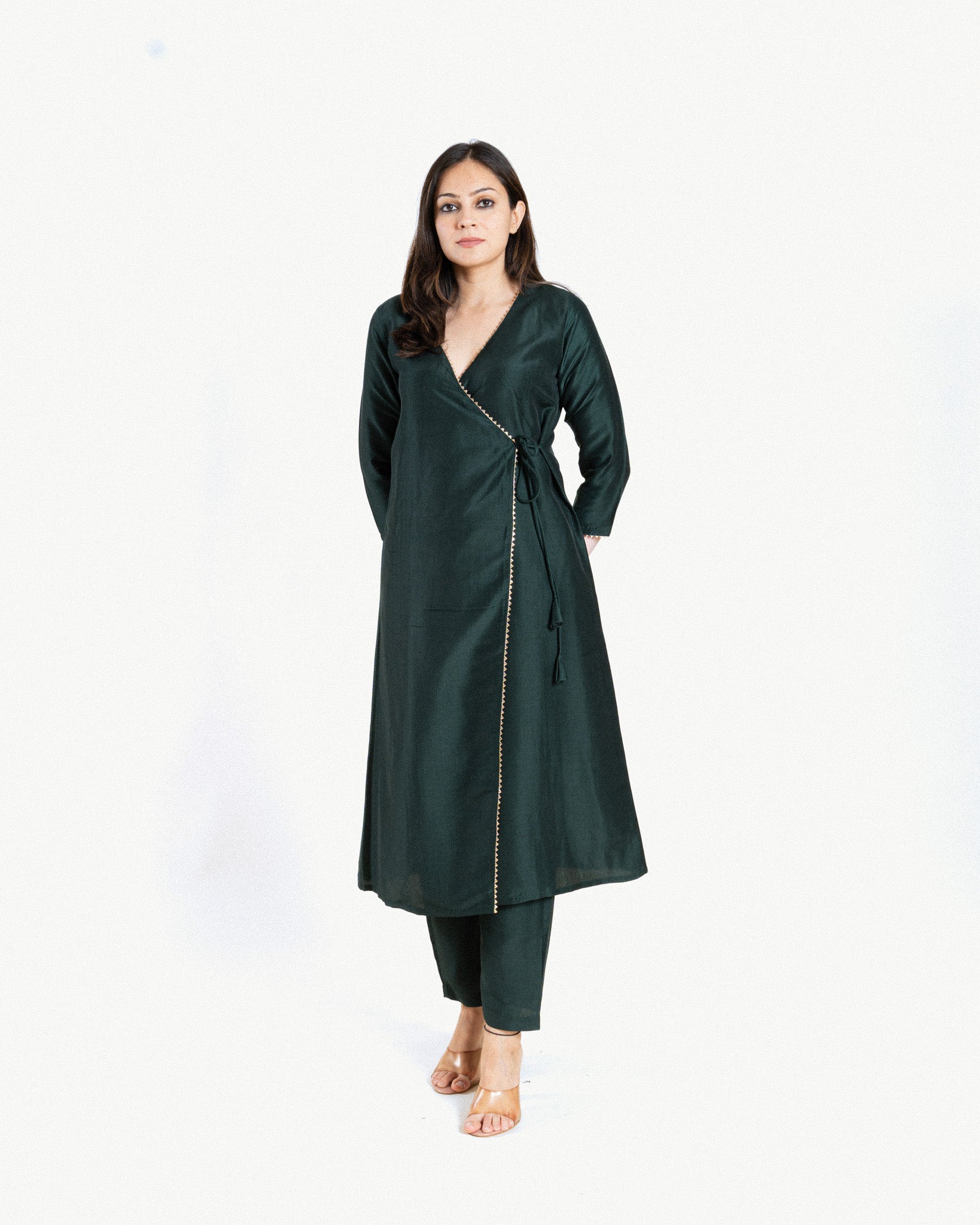 mia β kurta & pants