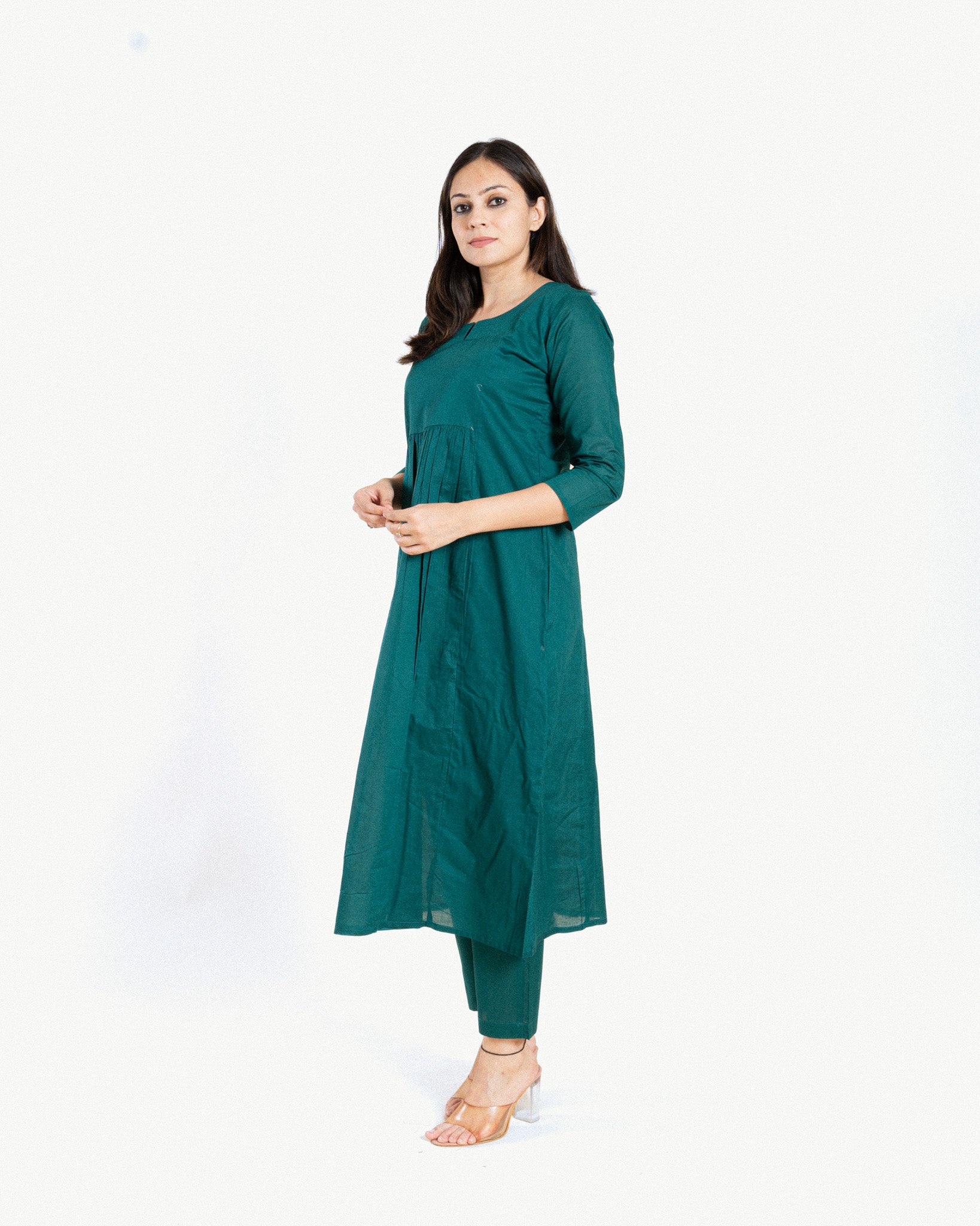 mukta β kurta & pants