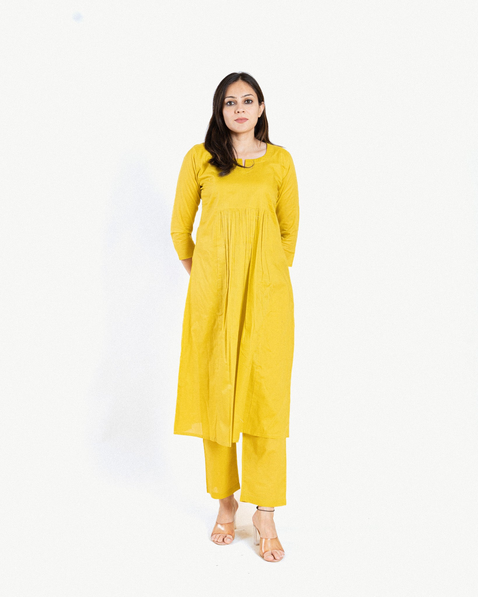 kiku β kurta & pants