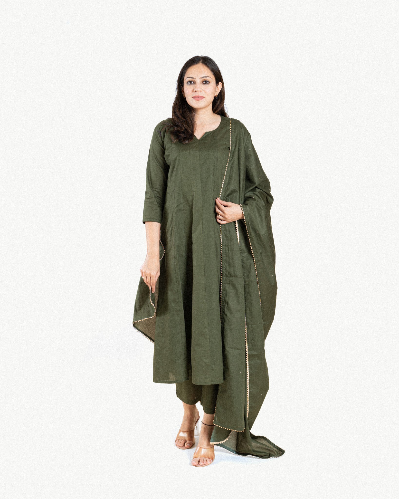 kritika β kurta, pants & dupatta