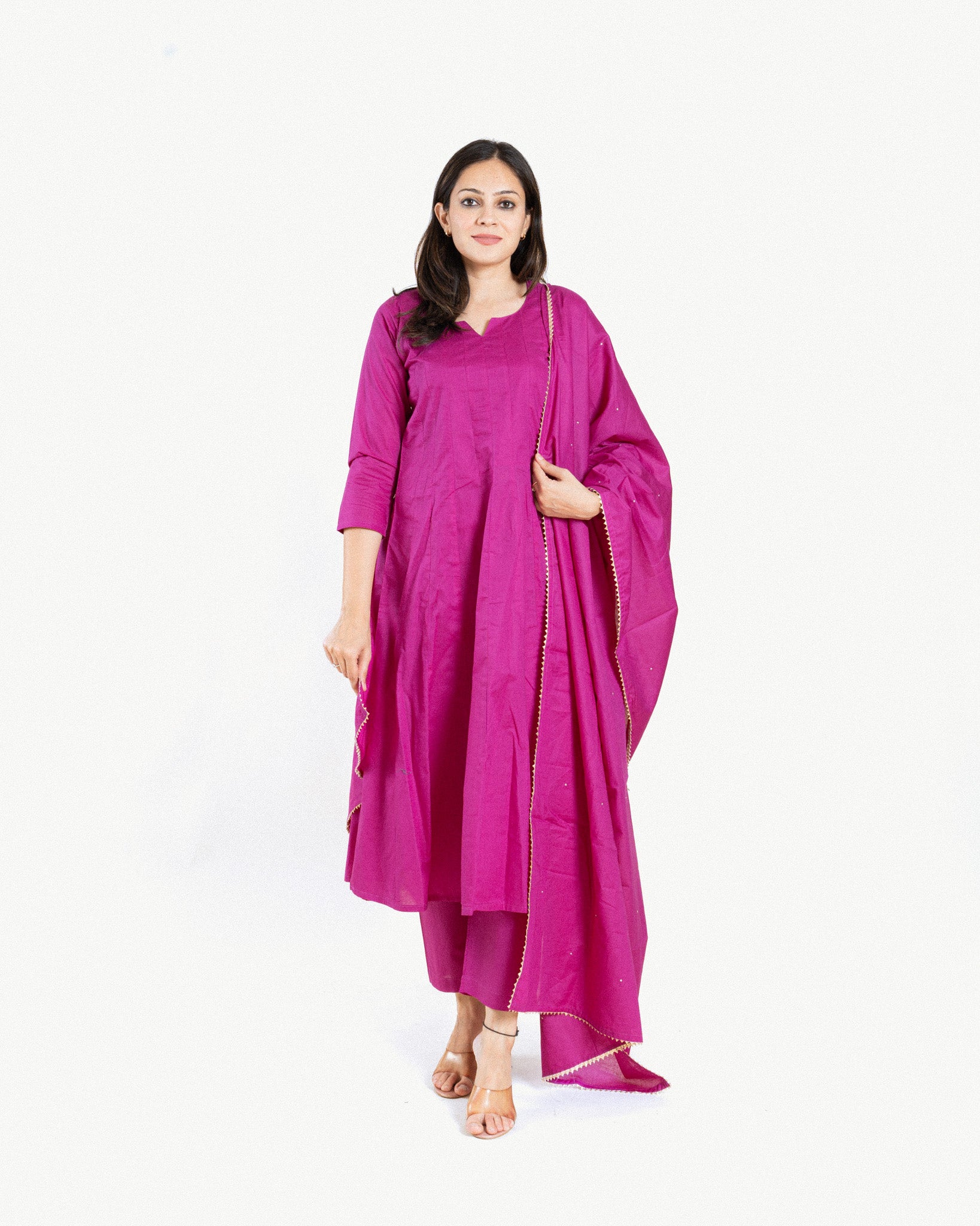 wamiqa β kurta, pants & dupatta