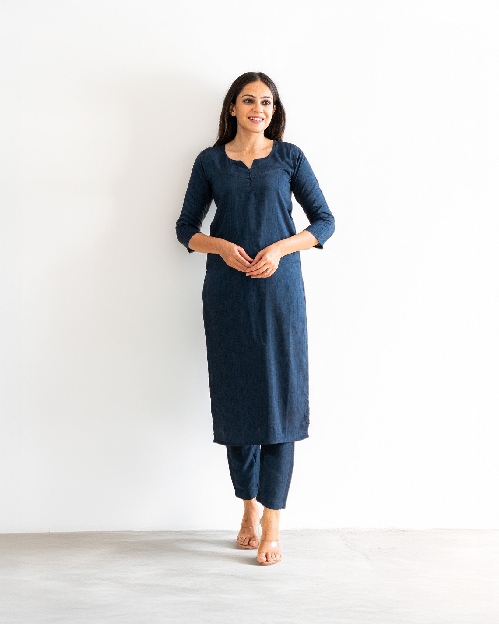 niral β kurta & pants