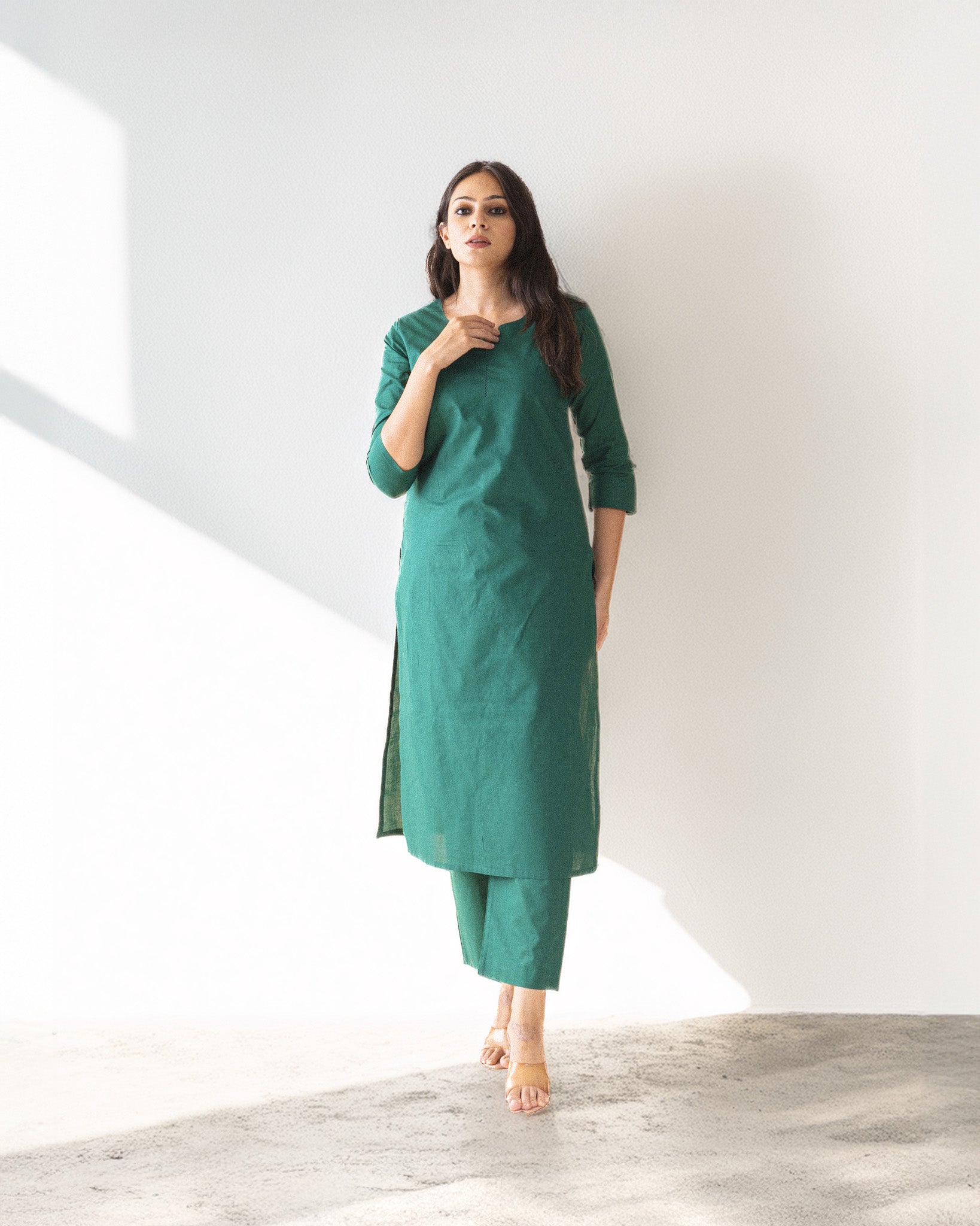 suti β kurta & pants