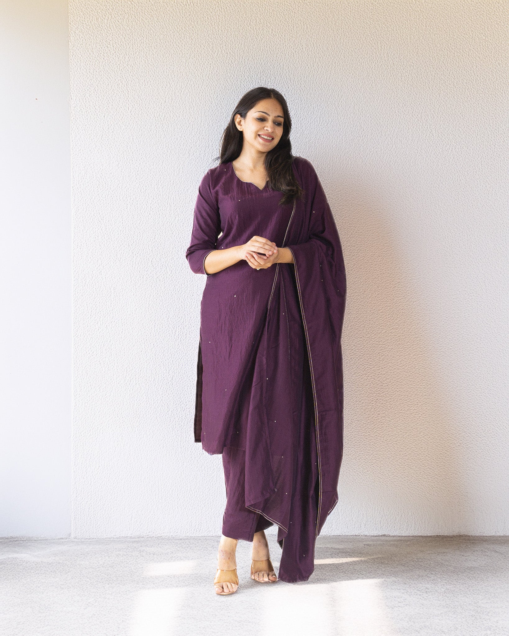 arz β kurta, pants & dupatta