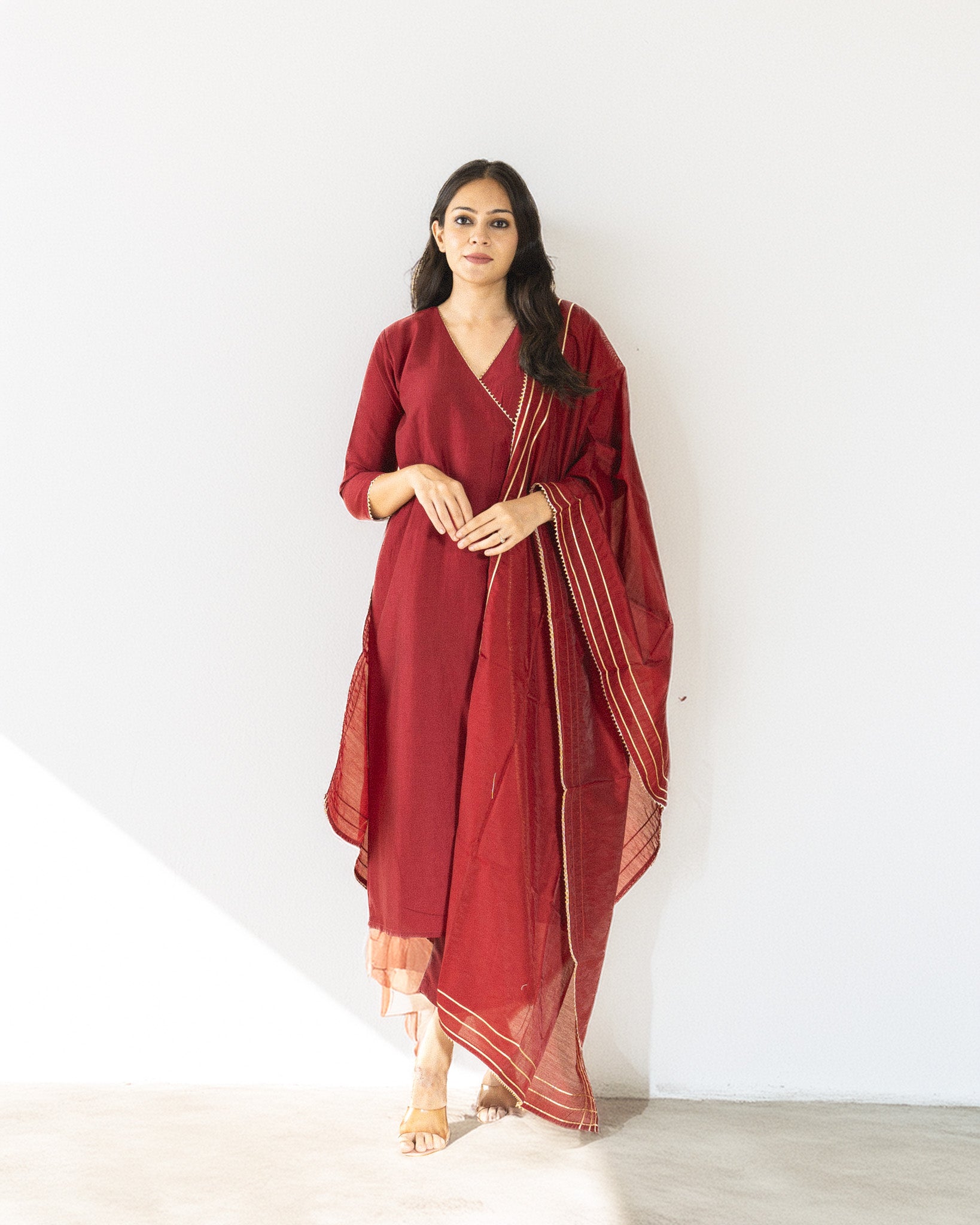 zarna β kurta, pants & dupatta