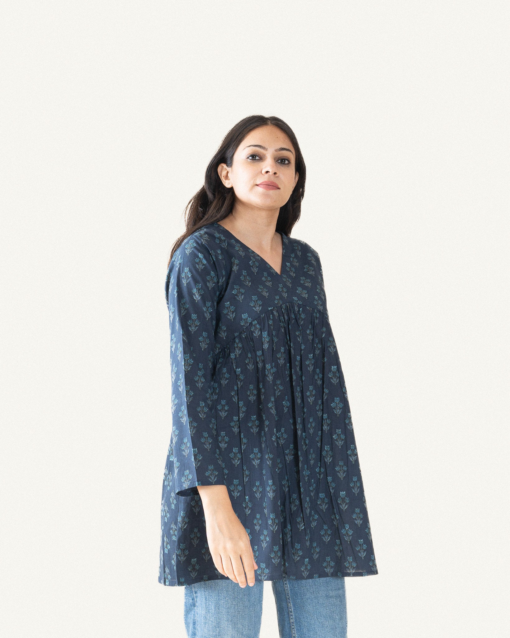 nazifa β short kurta