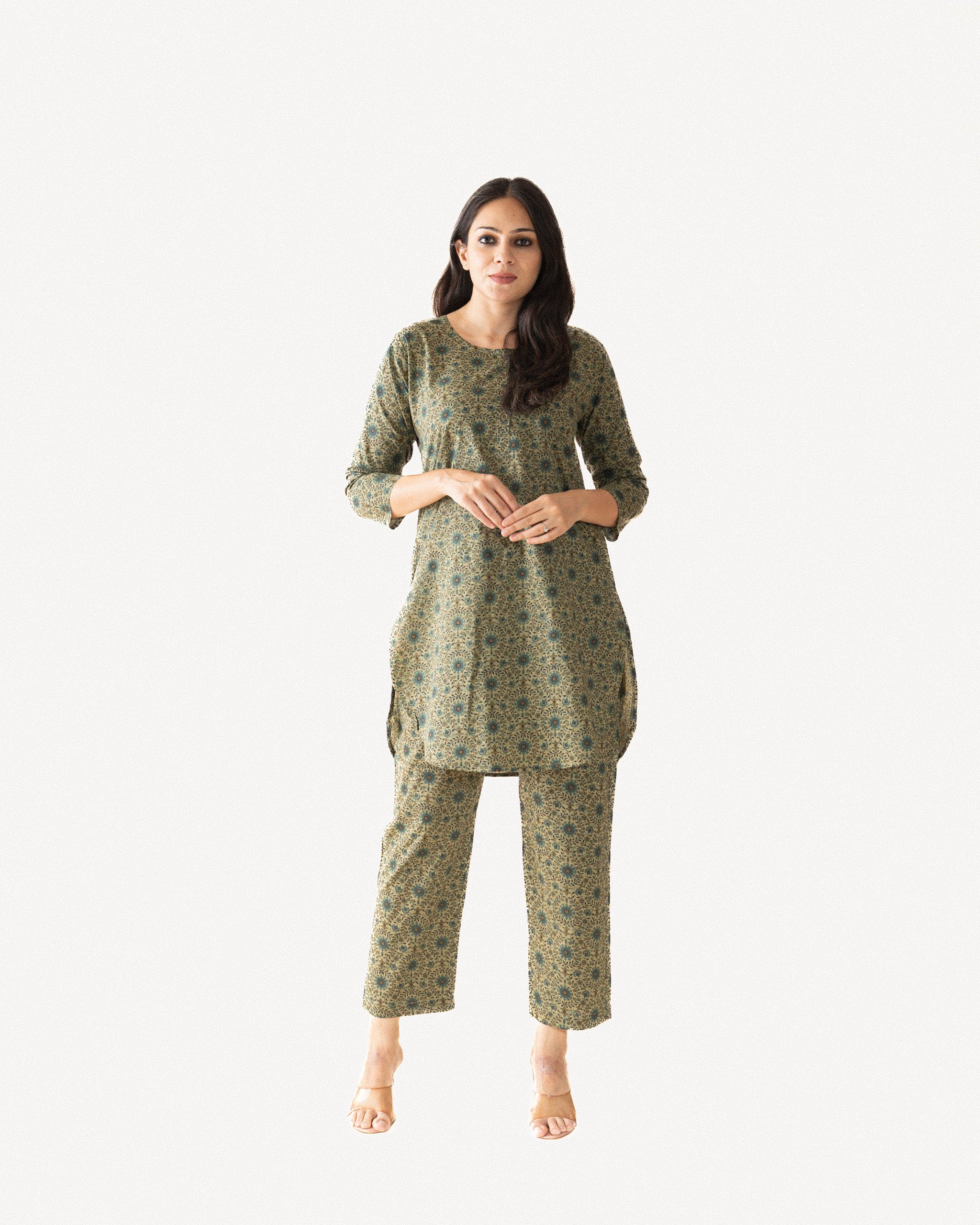 raasa — kurta & pants