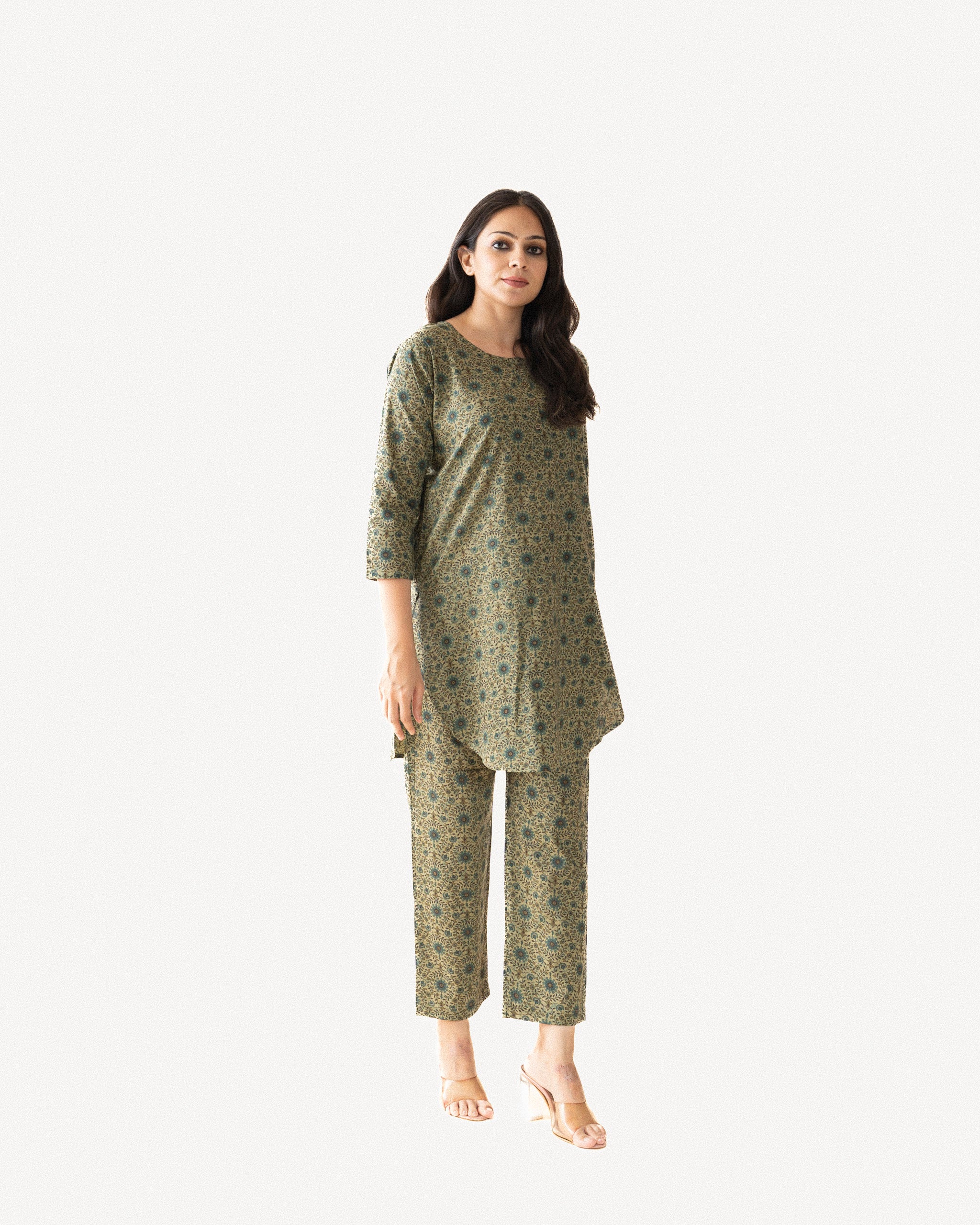 Raasa • Kurta & Pants