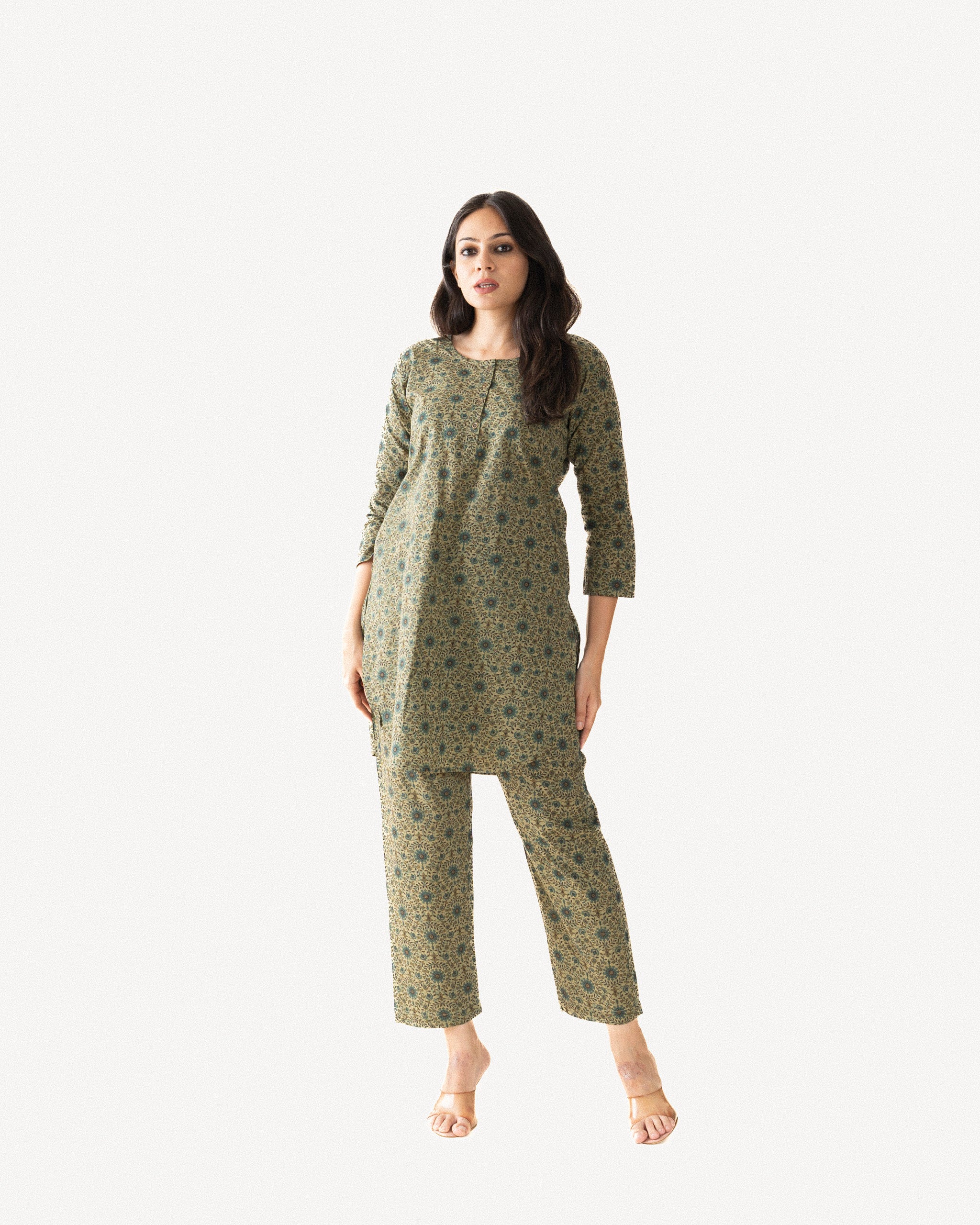 Raasa • Kurta & Pants