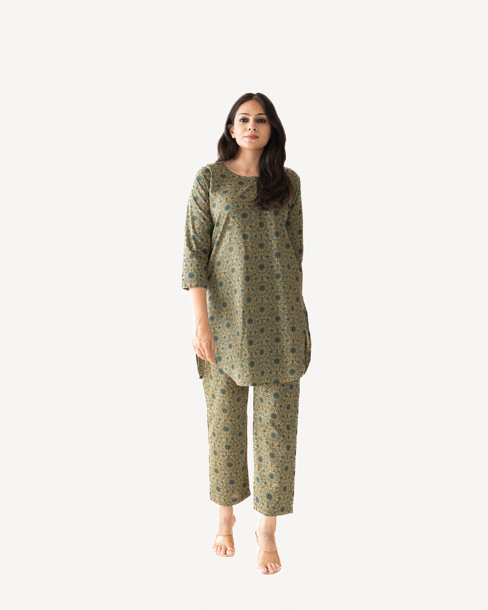 Raasa • Kurta & Pants