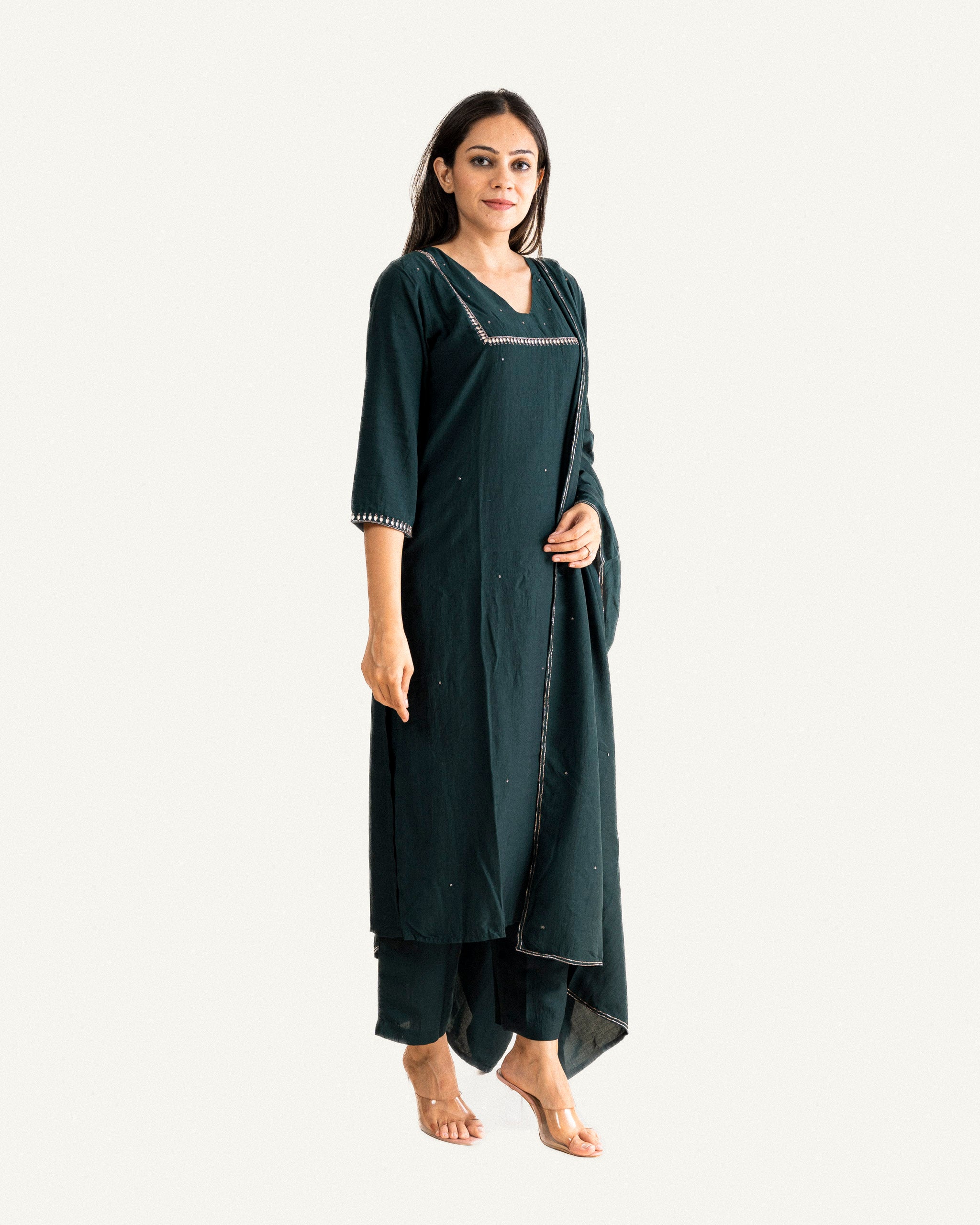 Bagh • Kurta, Pants & Dupatta