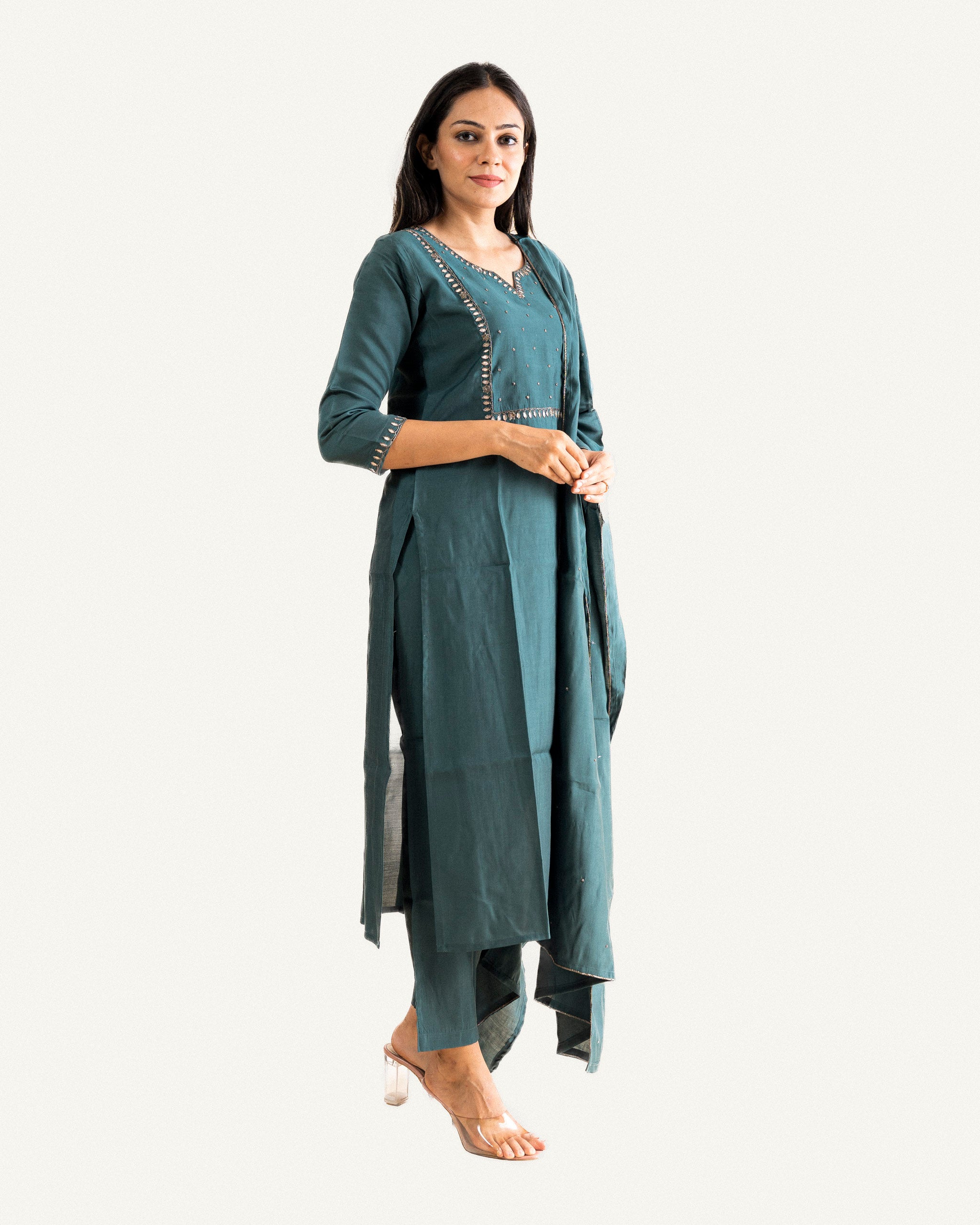 Nikashi • Kurta, Pants & Dupatta