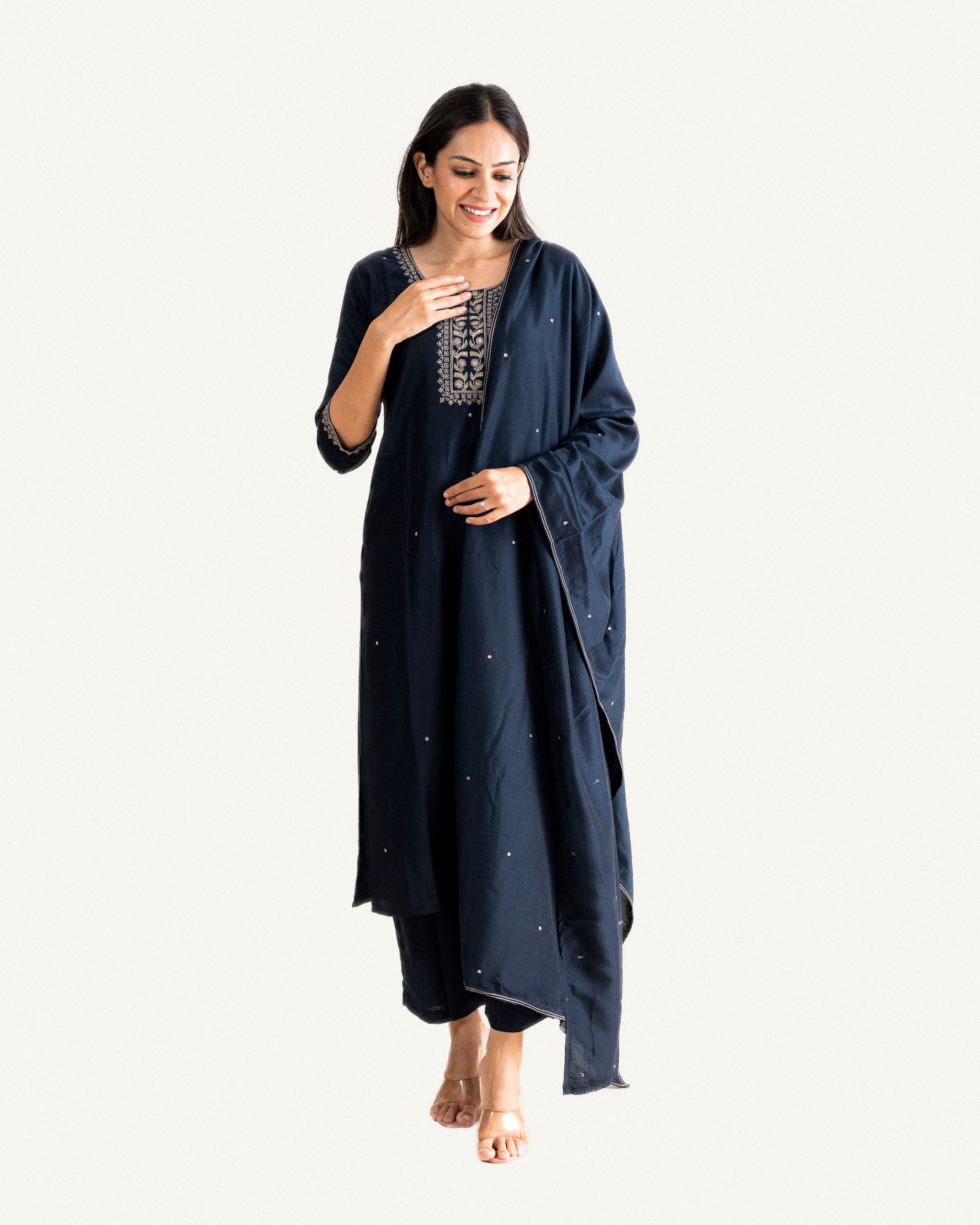 kashi — kurta, pants & dupatta