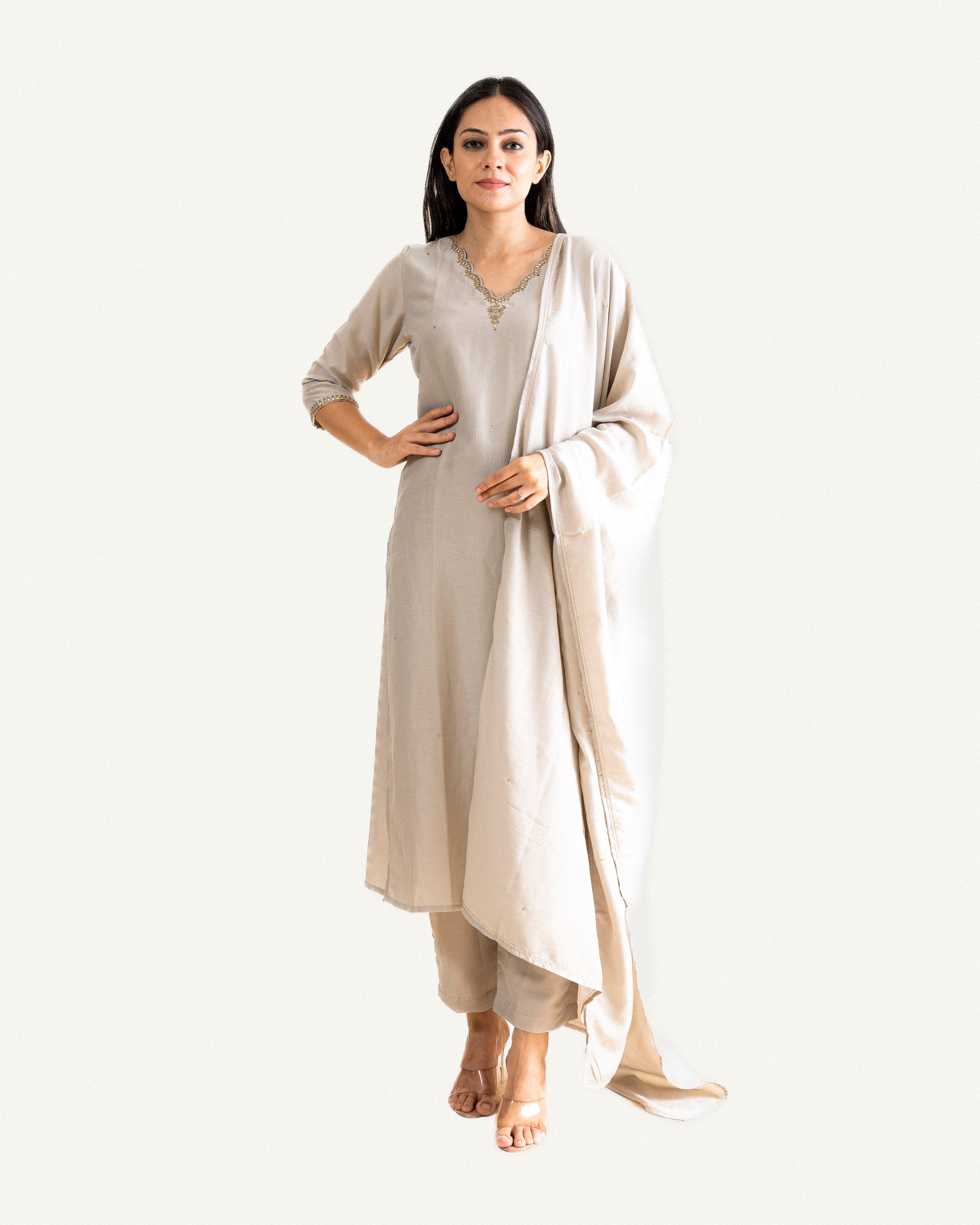 Aksar • Kurta, Pants & Dupatta