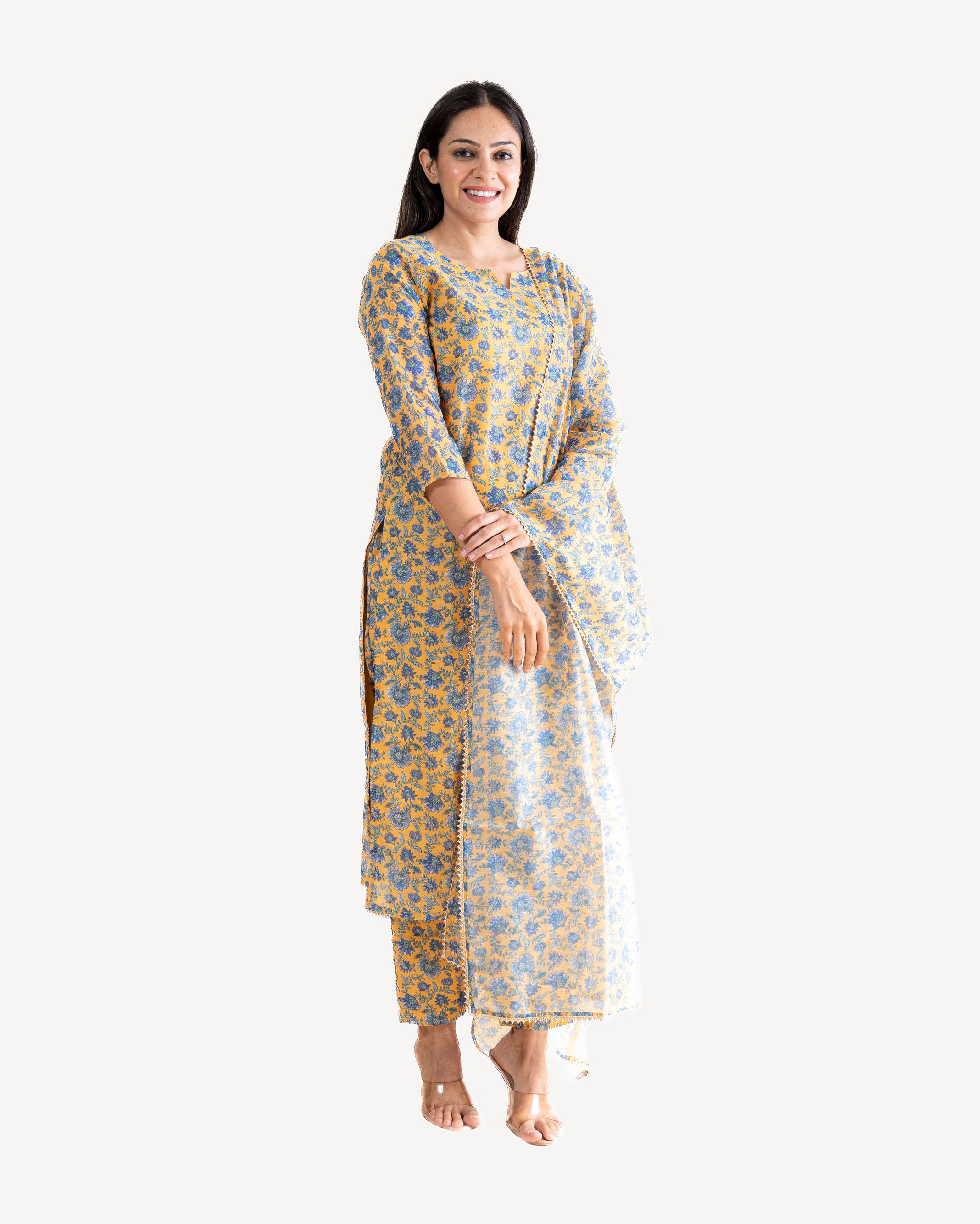 Gulmohar • Kurta, Pants & Dupatta