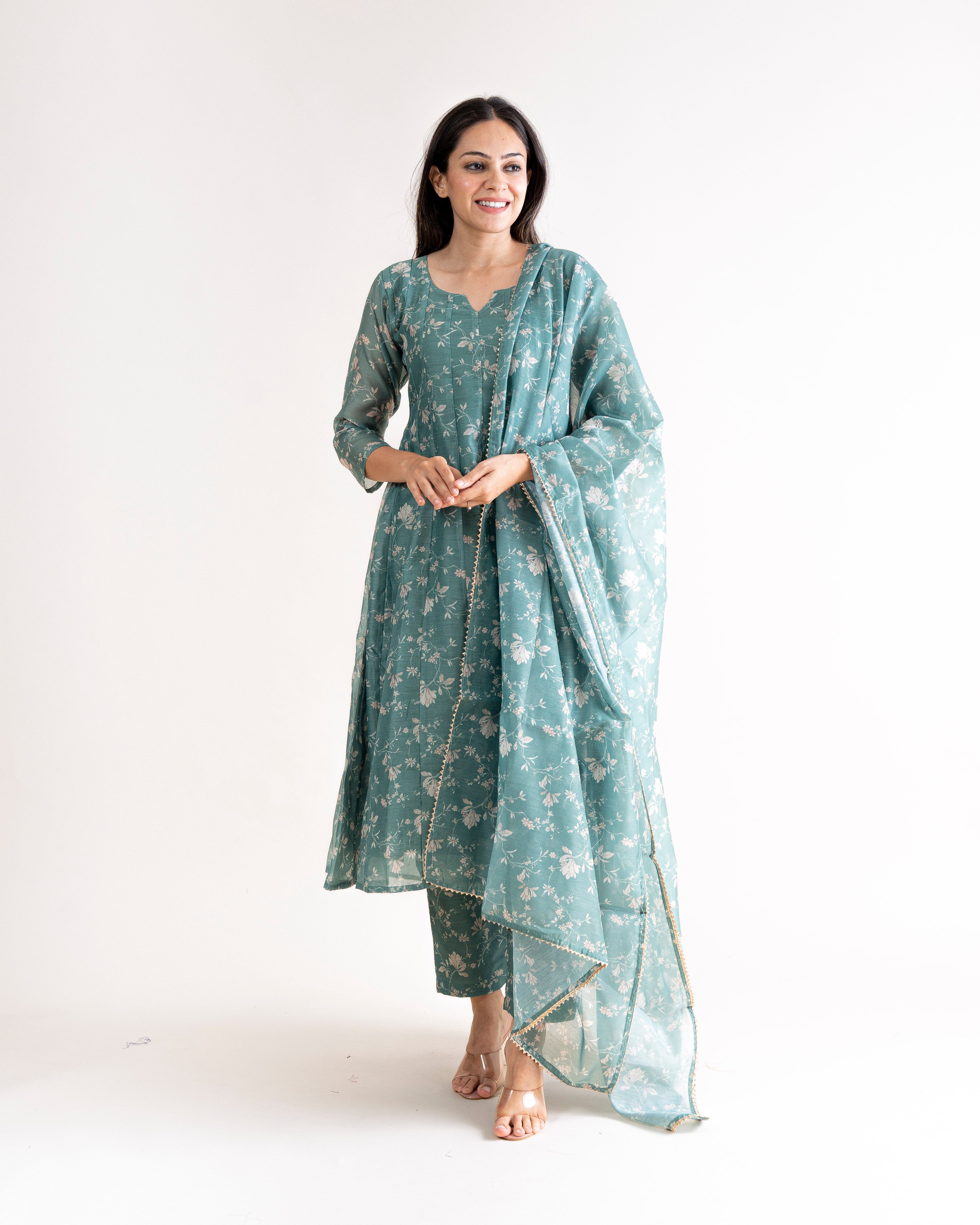 Kali • Kurta, Pants & Dupatta