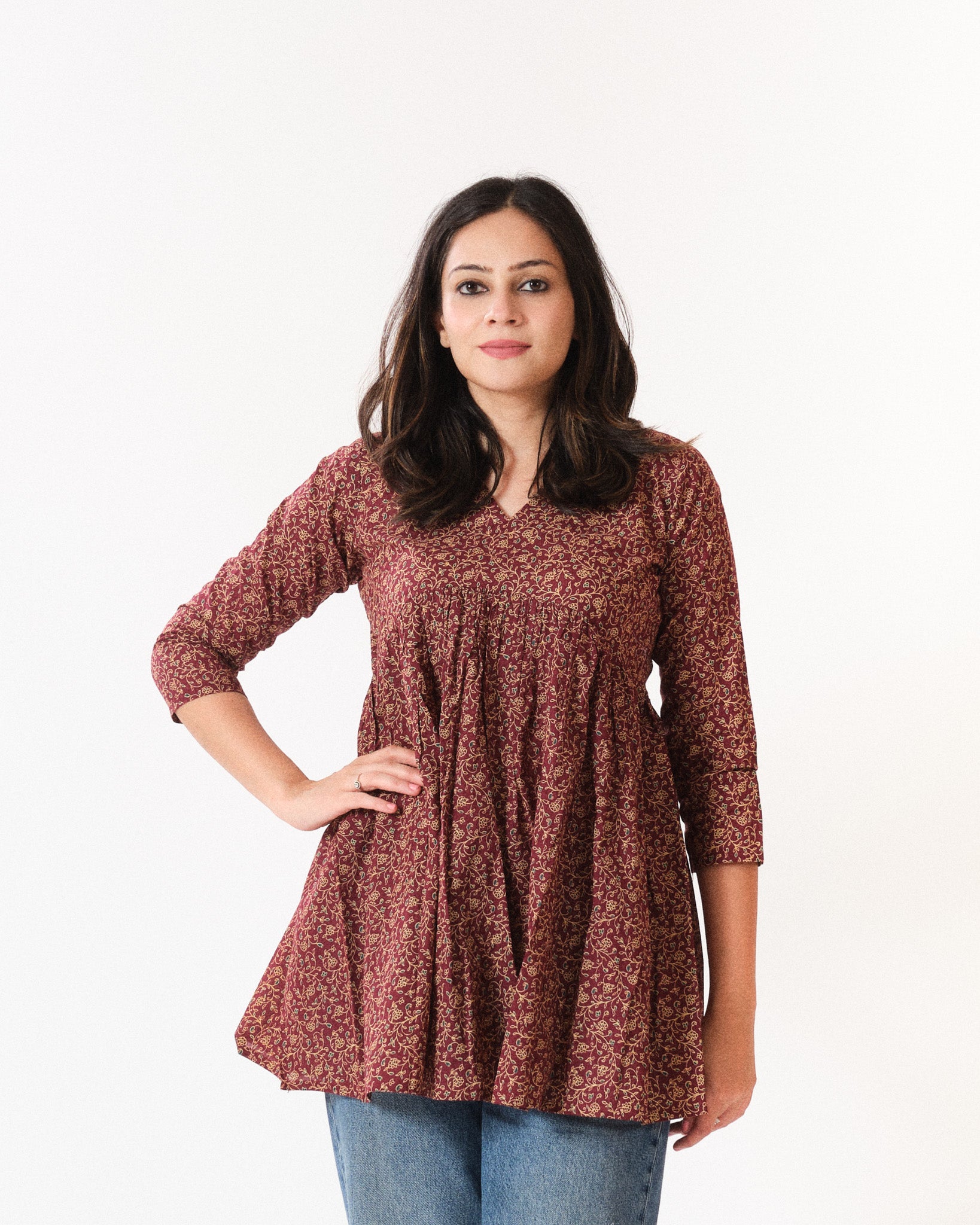 januja — short top