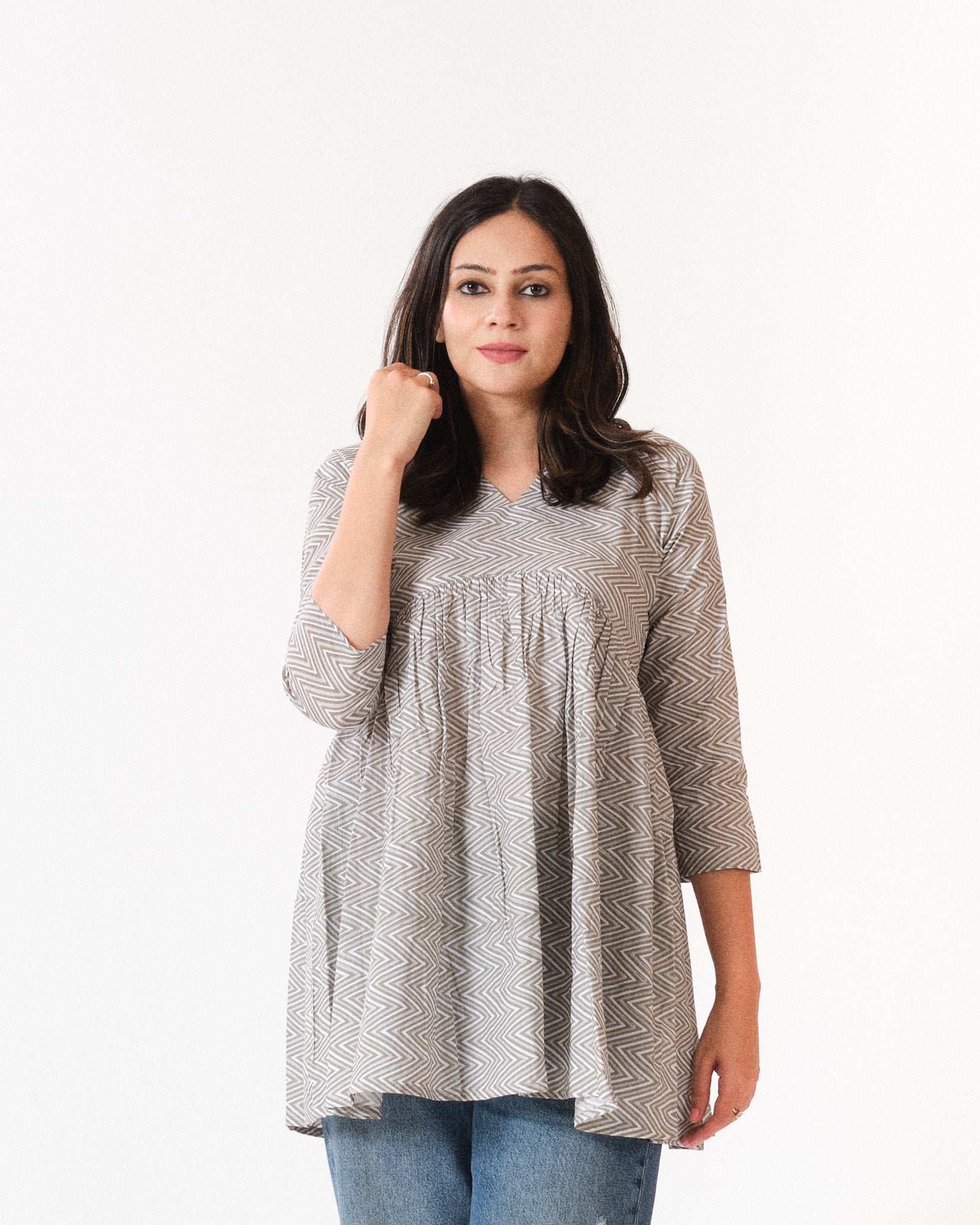 brinda — short top